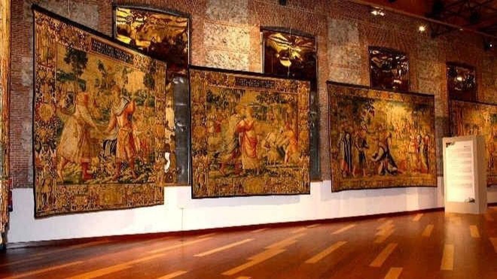 La Comunidad se une a la Fundación Real Fábrica de Tapices para la conservación del patrimonio textil