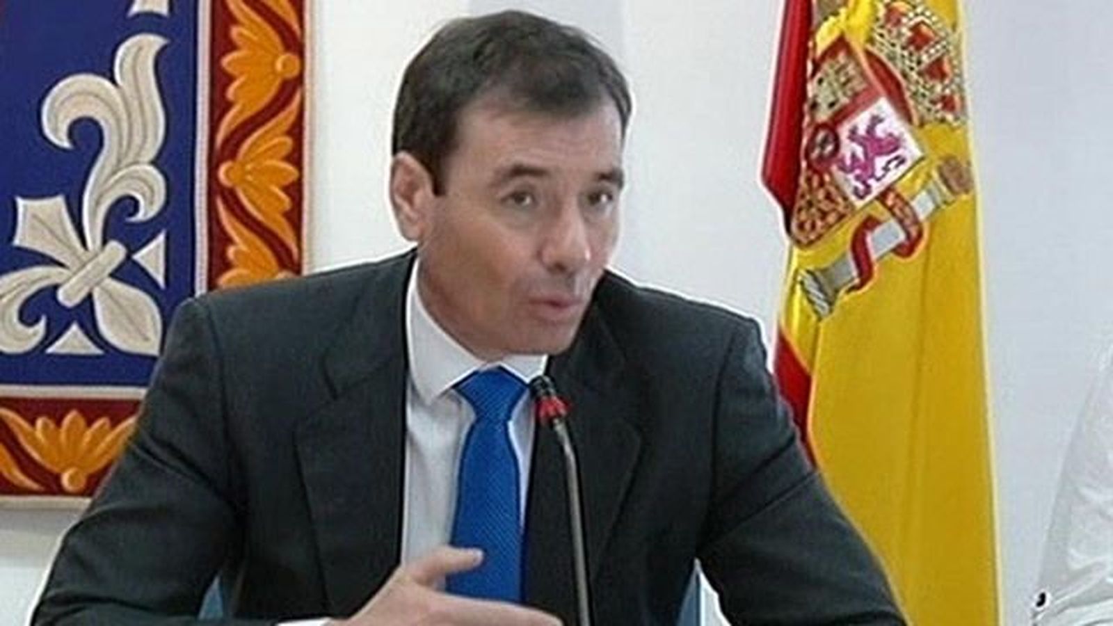 Gómez se compromete a no privatizar la sanidad