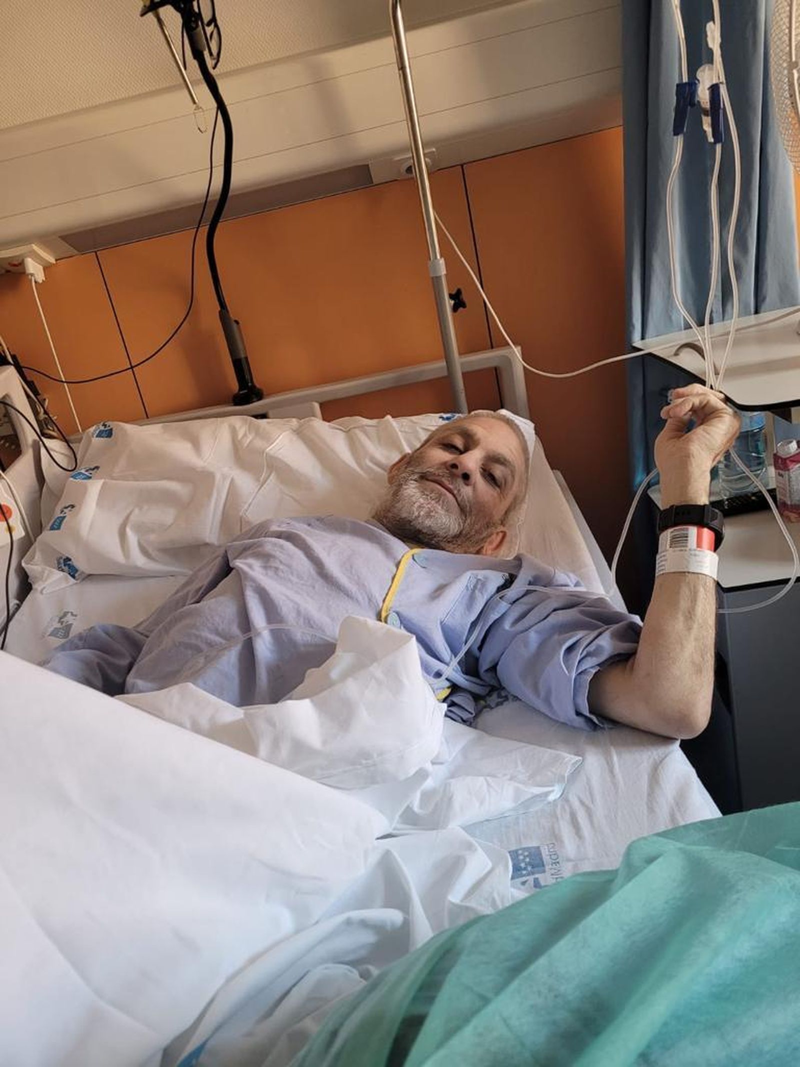 Emilio, el vecino de Campamento que necesita una prótesis tras sufrir la amputación de su pierna izquierda