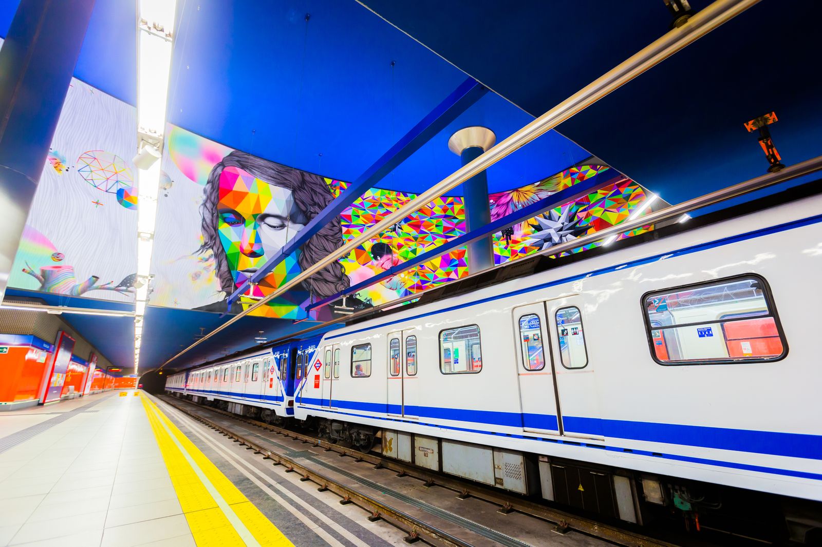 La siempre llamativa estación de Paco de Lucía