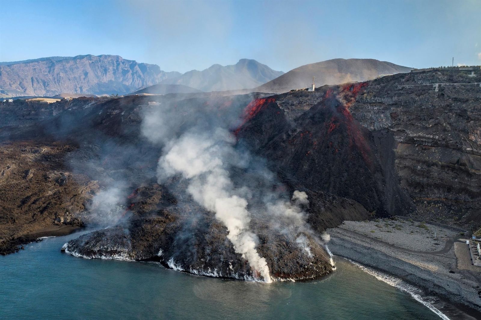 La nueva fajana crece en la costa de La Palma