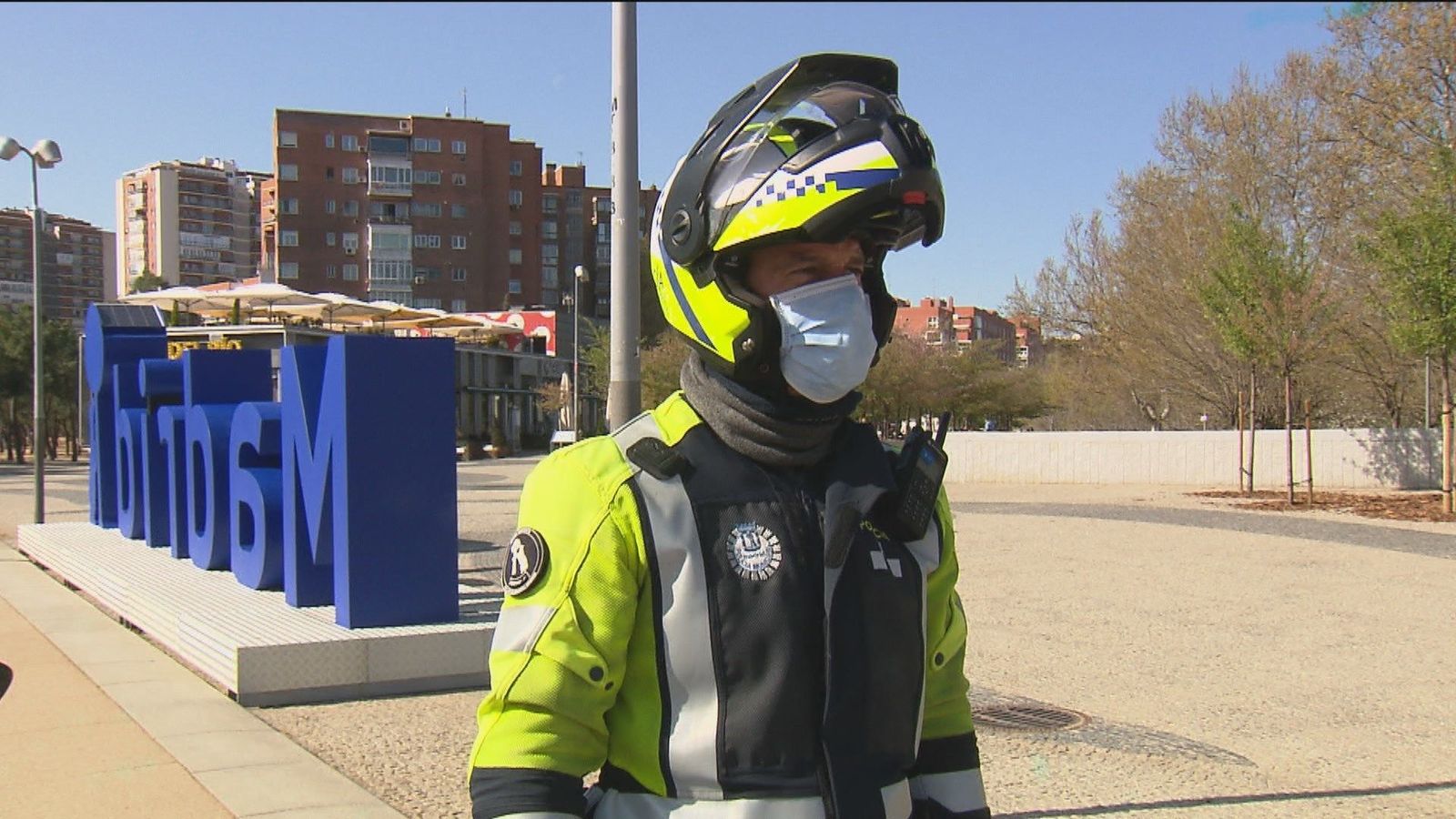 Controles de la Policía Municipal en Madrid Río para evitar aglomeraciones