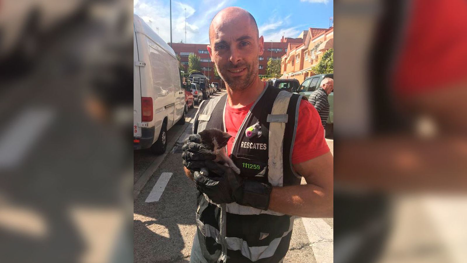 Así era Alberto, el bombero que ha muerto atropellado cuando acudía en bici al rescate de un gato
