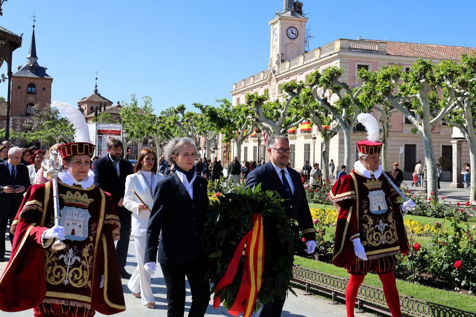 Homenaje a Miguel de Cervantes en el Día del Libro, momentos antes de la entrega del Premio Cervantes