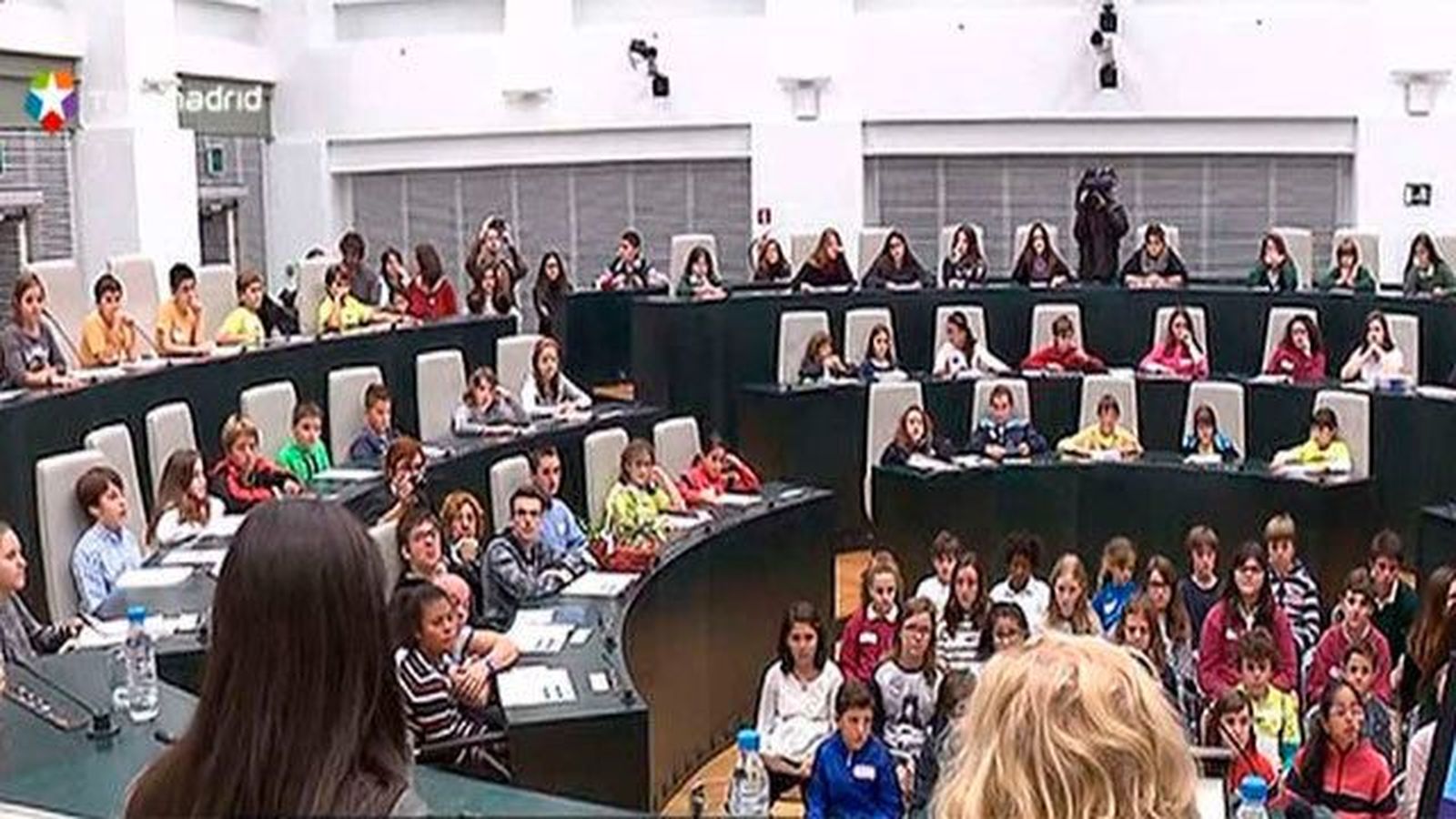 "Si somos el futuro, dadnos la palabra", dicen los niños de Centro