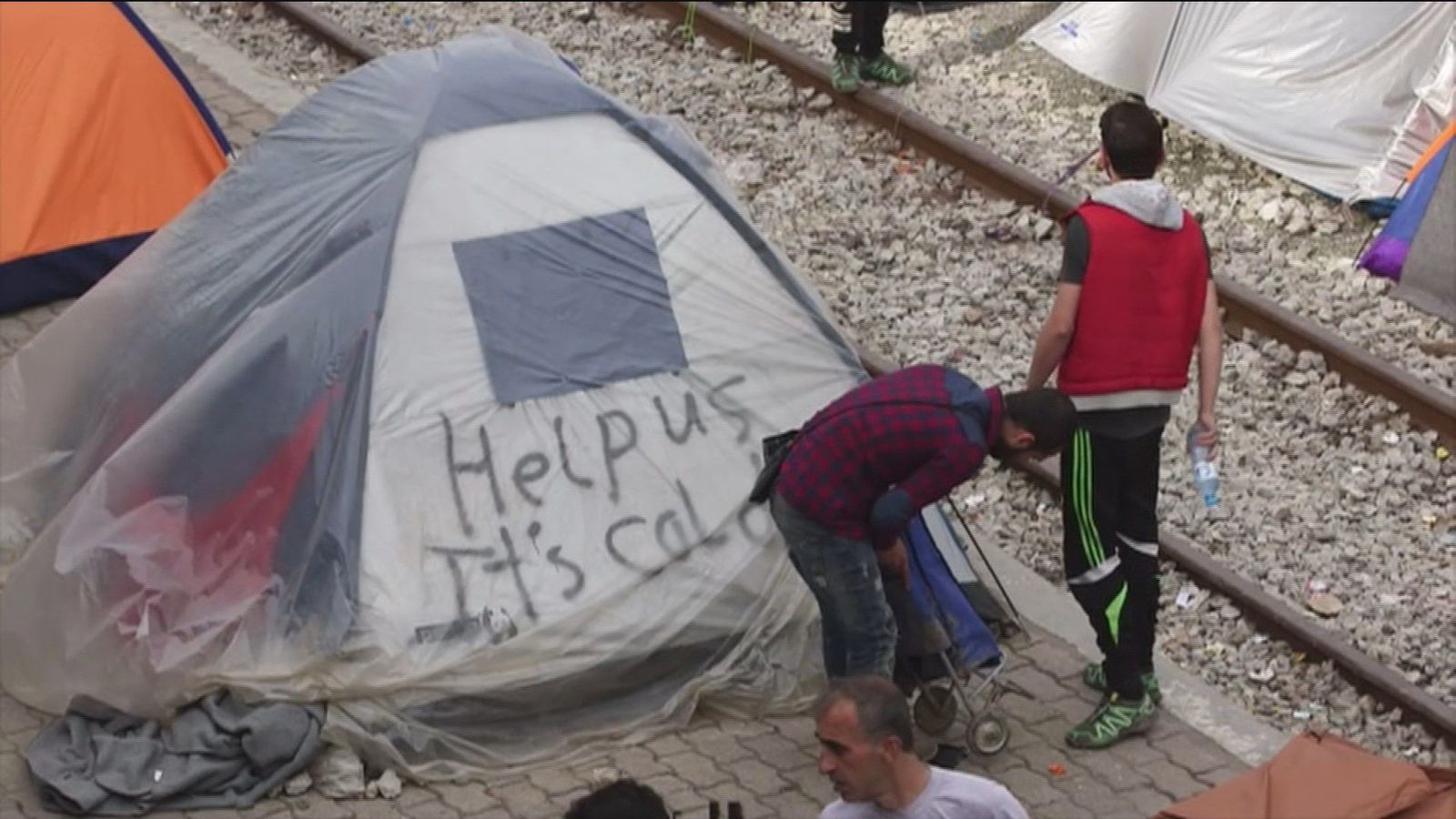 Telemadrid entra en los campos de refugiados de Lesbos