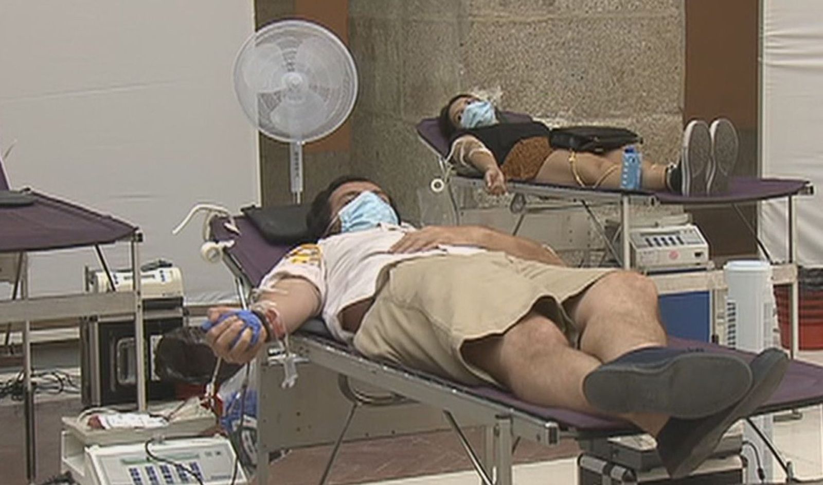 Llamamiento para donar sangre en el maratón solidario en la Puerta del Sol
