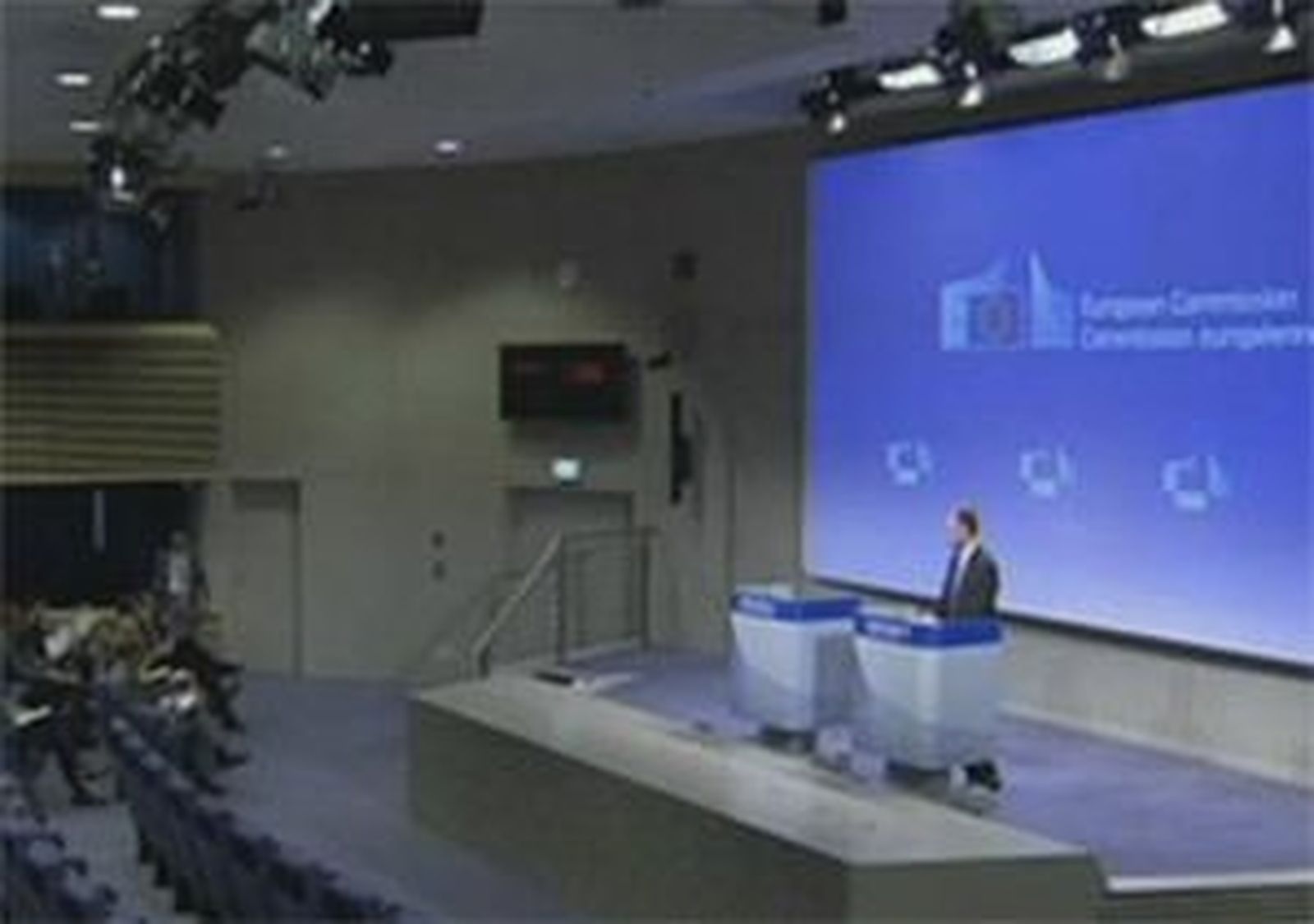 Bruselas: el decreto andaluz antidesahucio pone en riesgo los objetivos de rescate bancario