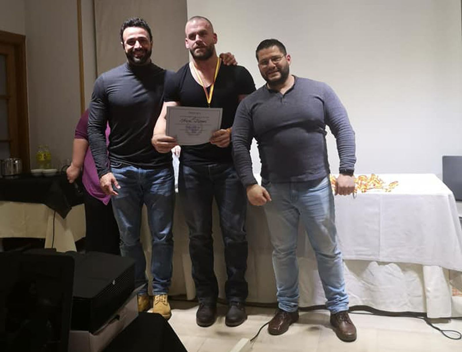 Los atletas de la AECN calientan motores para la temporada de competiciones