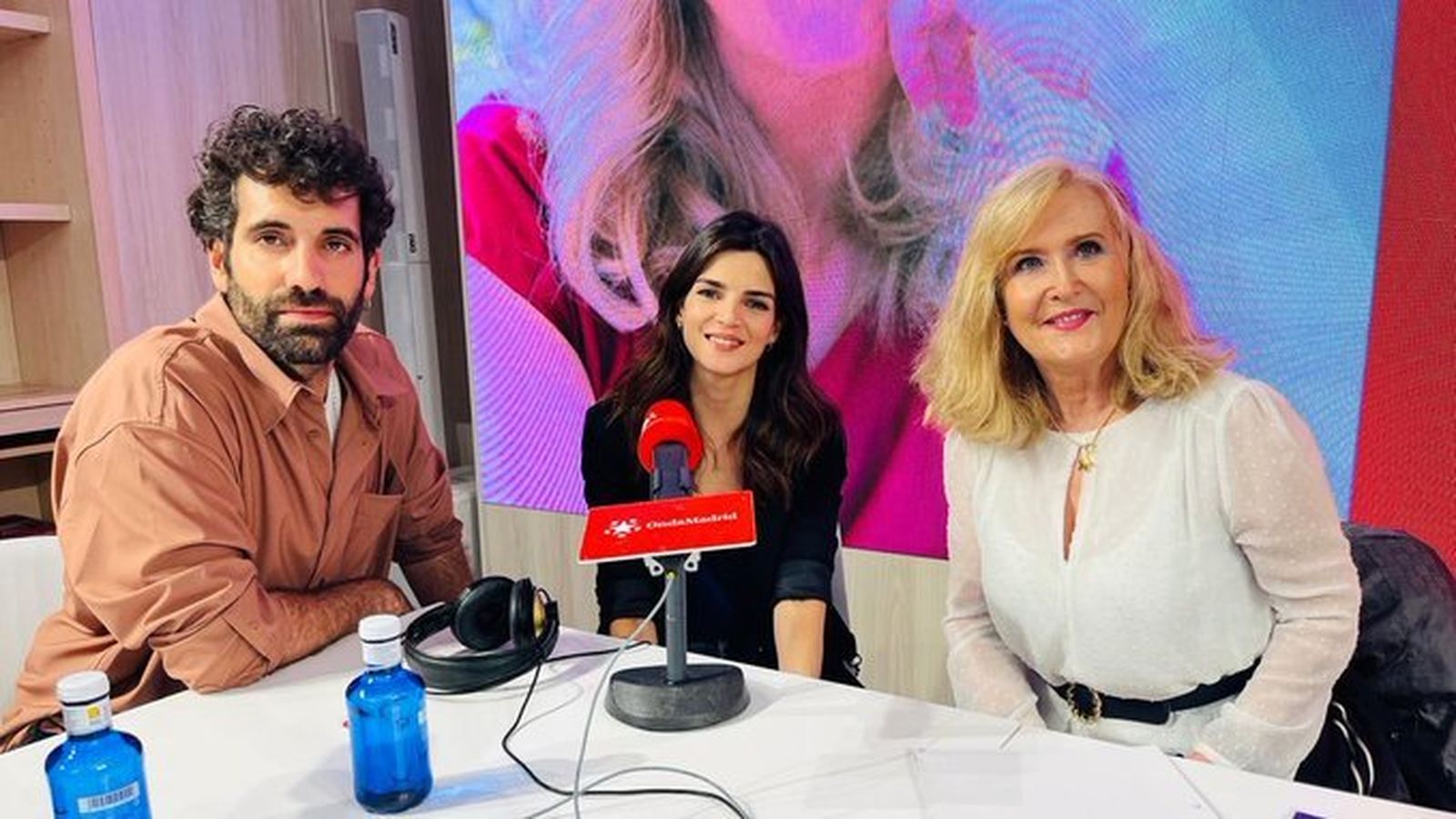 Clara Lago y Tamar Novas