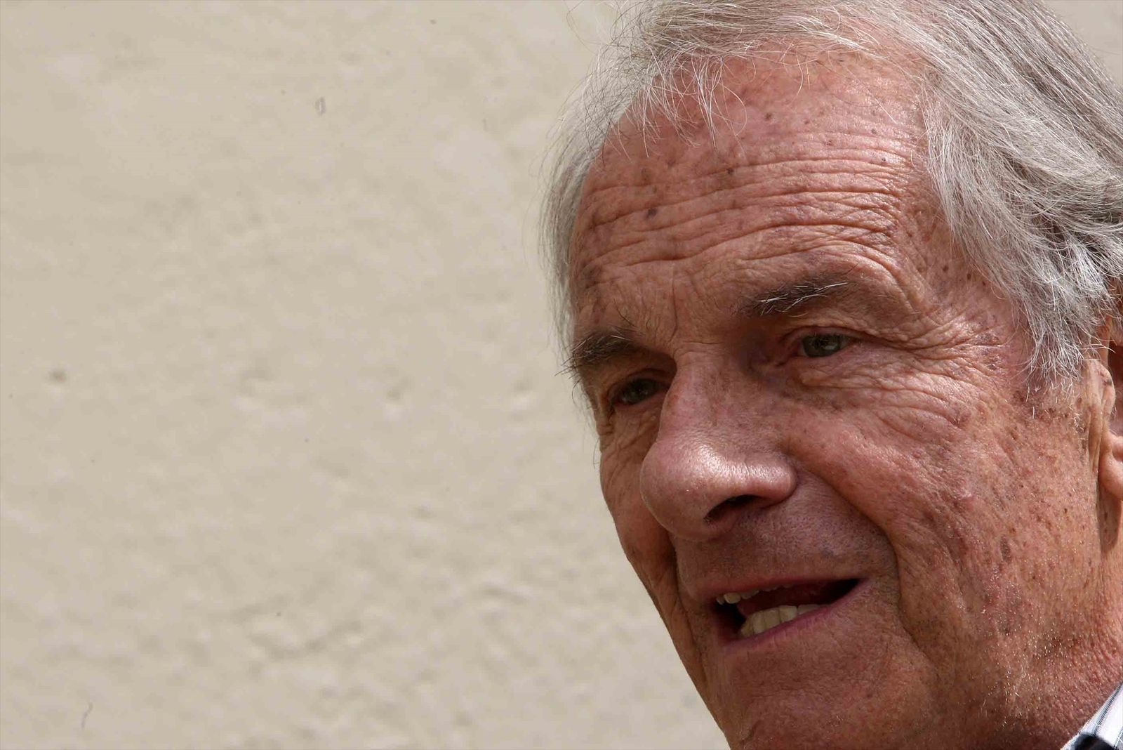 El escritor francés Dominique Lapierre