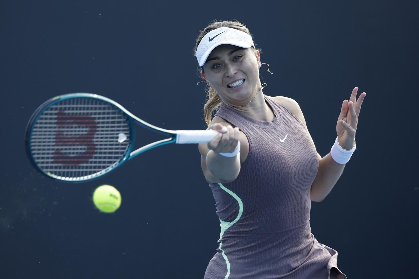Badosa brilla ante Pavlyuchenkova para estar en tercera del Open de Australia