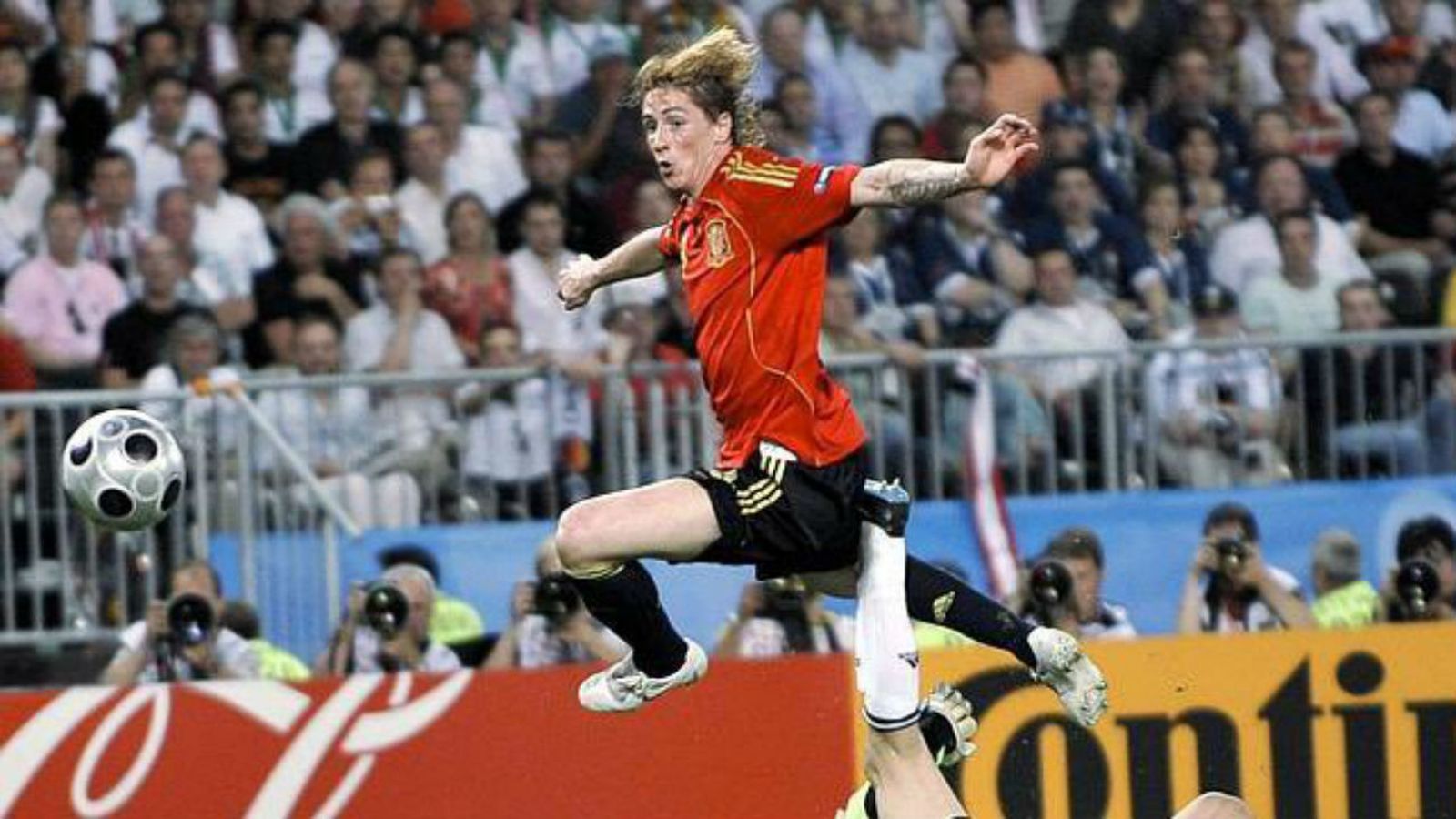 Fernando Torres da a España la Eurocopa de 2008