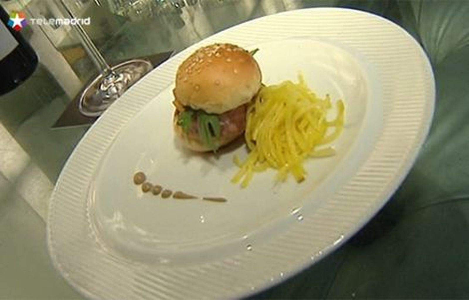 Tour gastronómico y vinícola con sabor madrileño en el barrio de las Letras