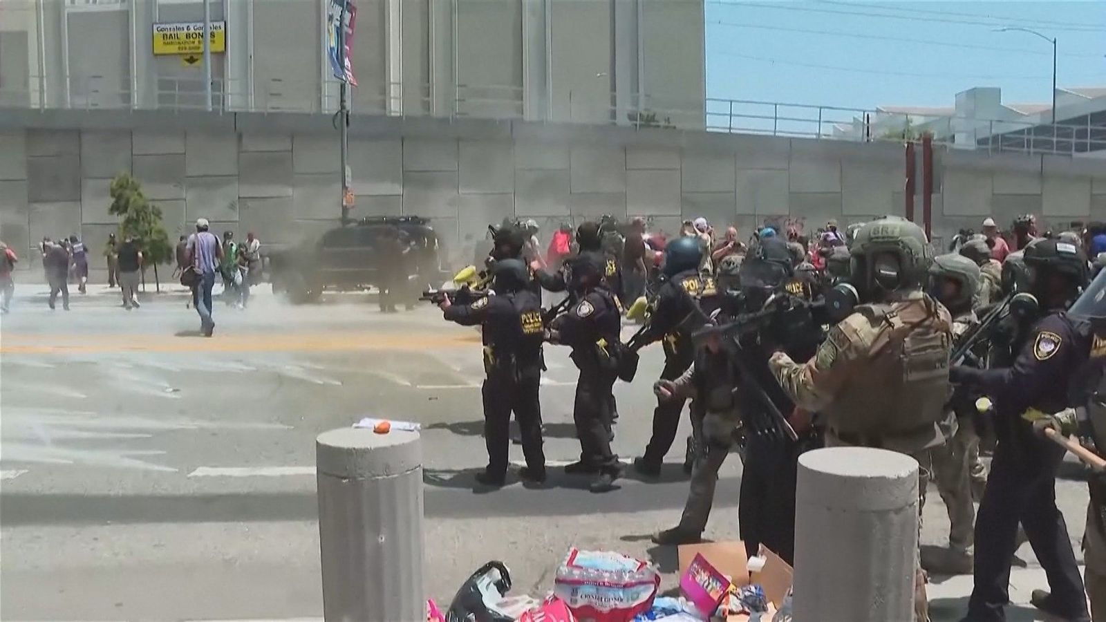 EEUU despliega 700 marines en Los Ángeles mientras las protestas se extienden por el país