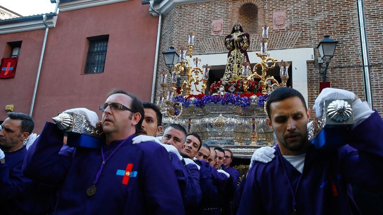 Jueves Santo: el buen tiempo respeta unas procesiones multitudinarias en Madrid