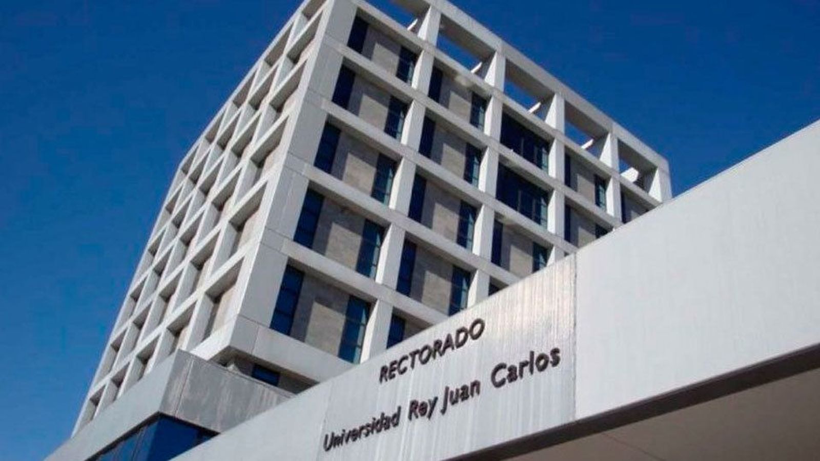 El profesor que filtró el caso máster dice que no es una operación política