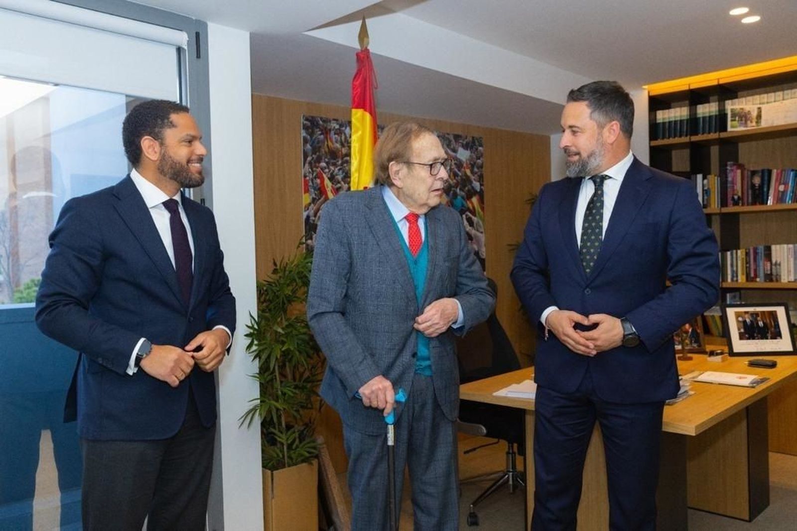 Las discrepancias con Tamames causan malestar interno en Vox
