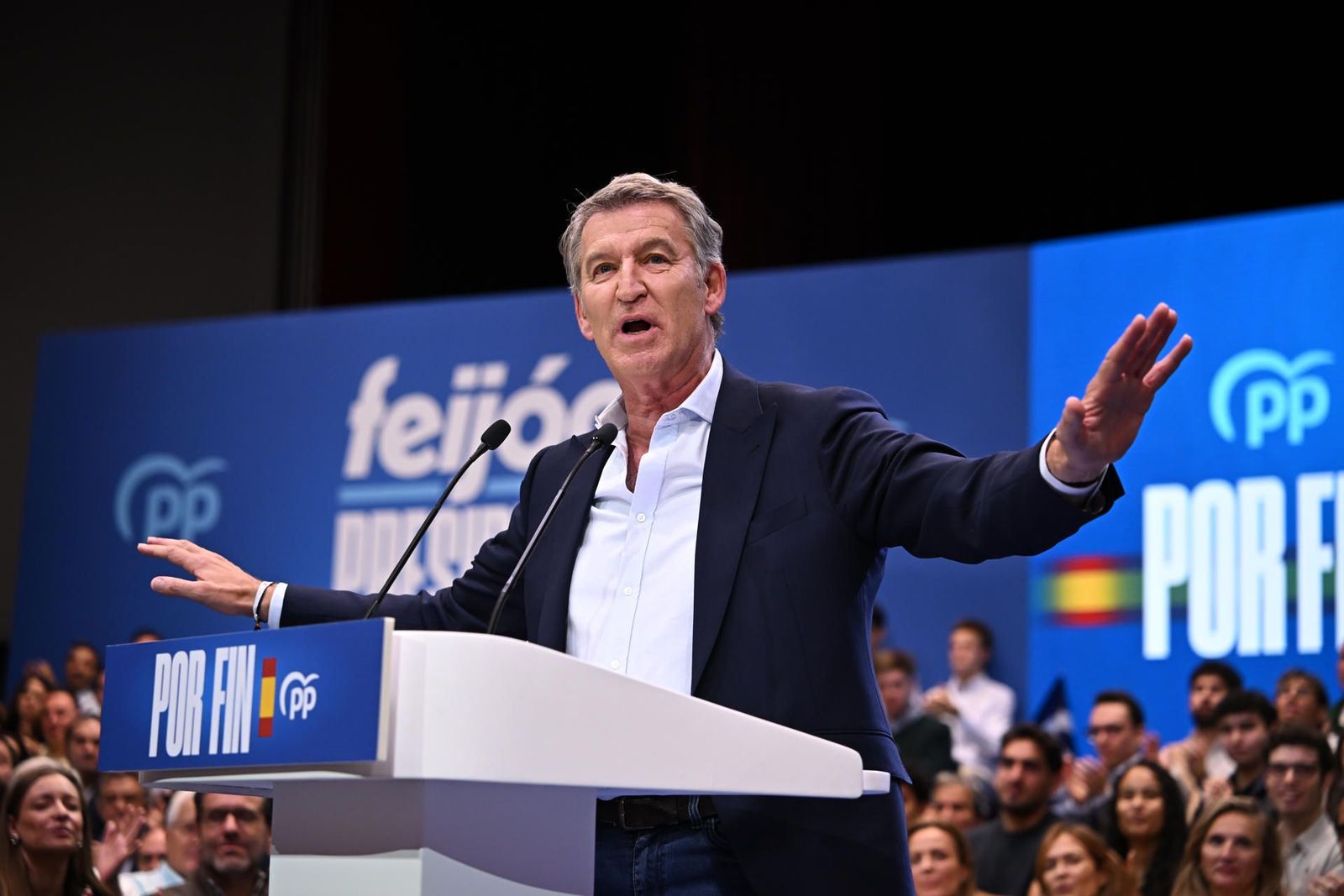 Feijóo promete gobernar "con la verdad" e imprimir a España un "cambio sereno pero contundente"