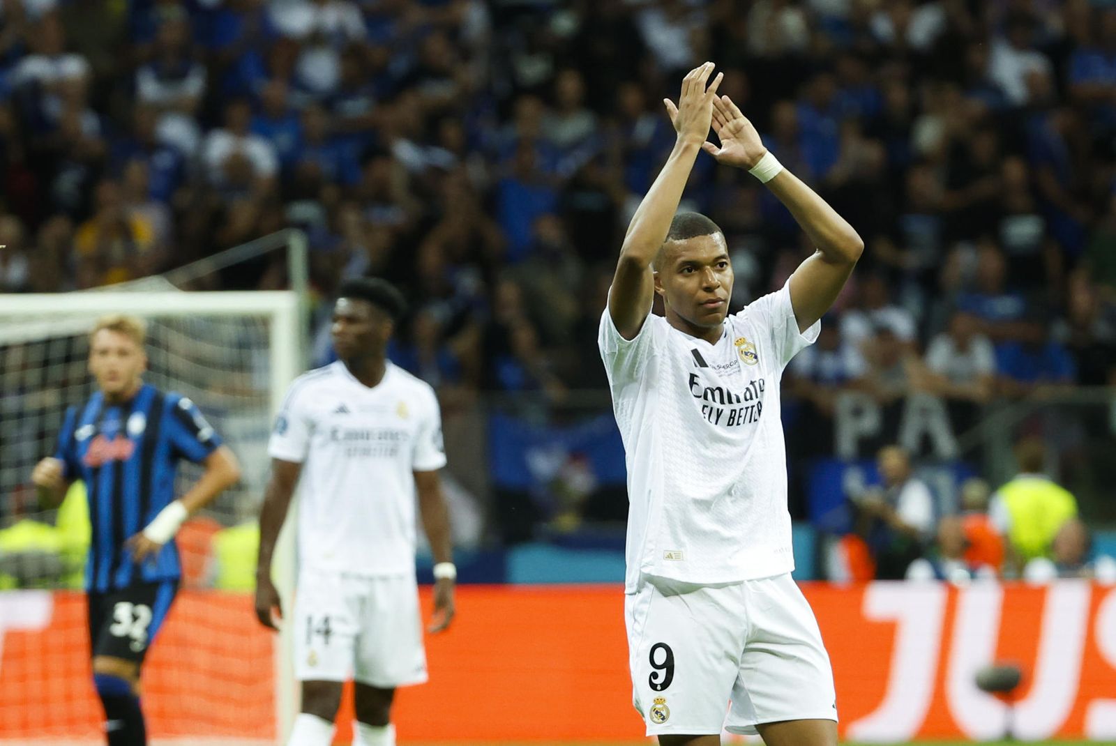 Mbappé en su debut como jugador del Real Madrid