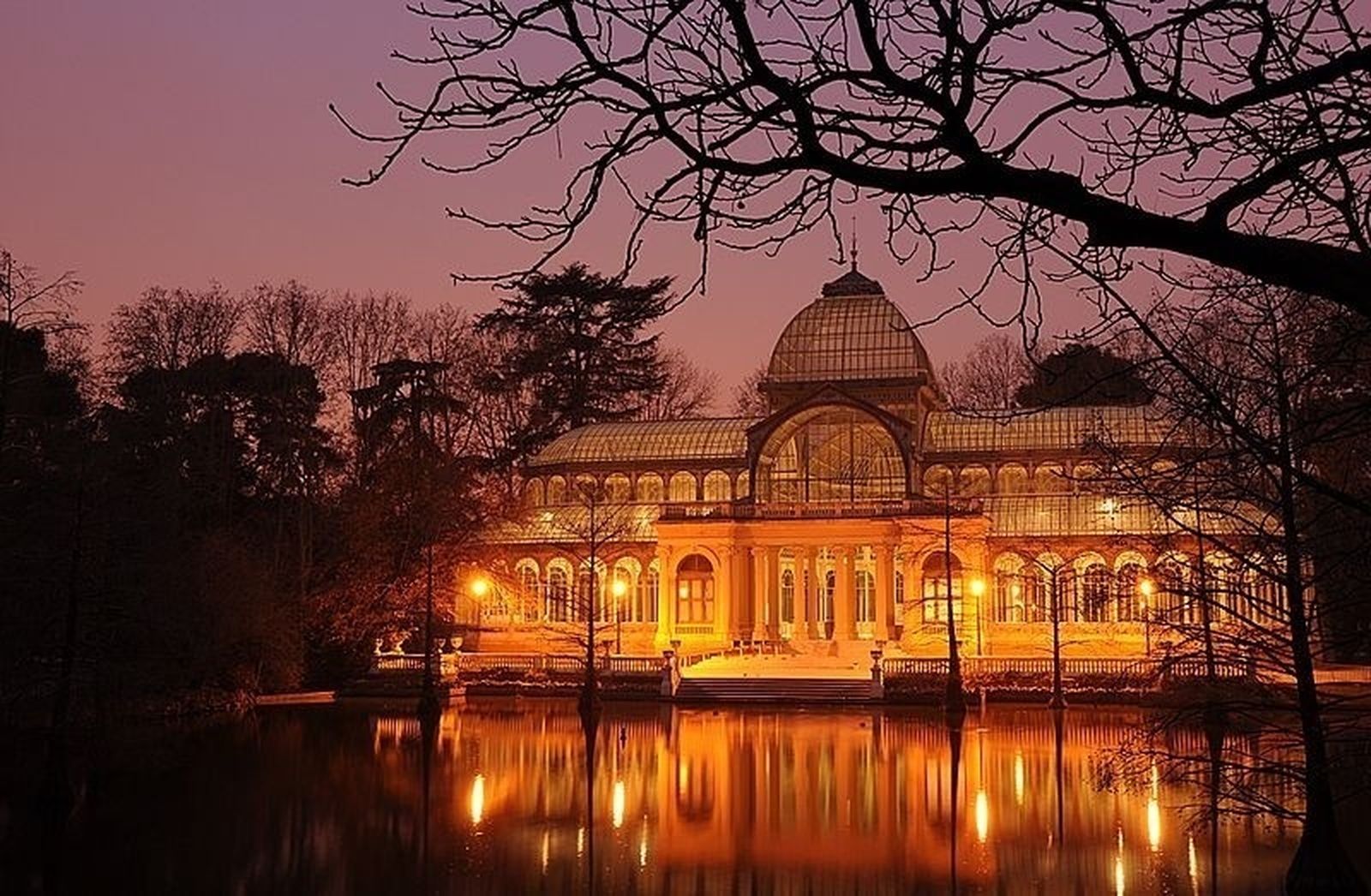El Palacio de Cristal del parque El Retiro
