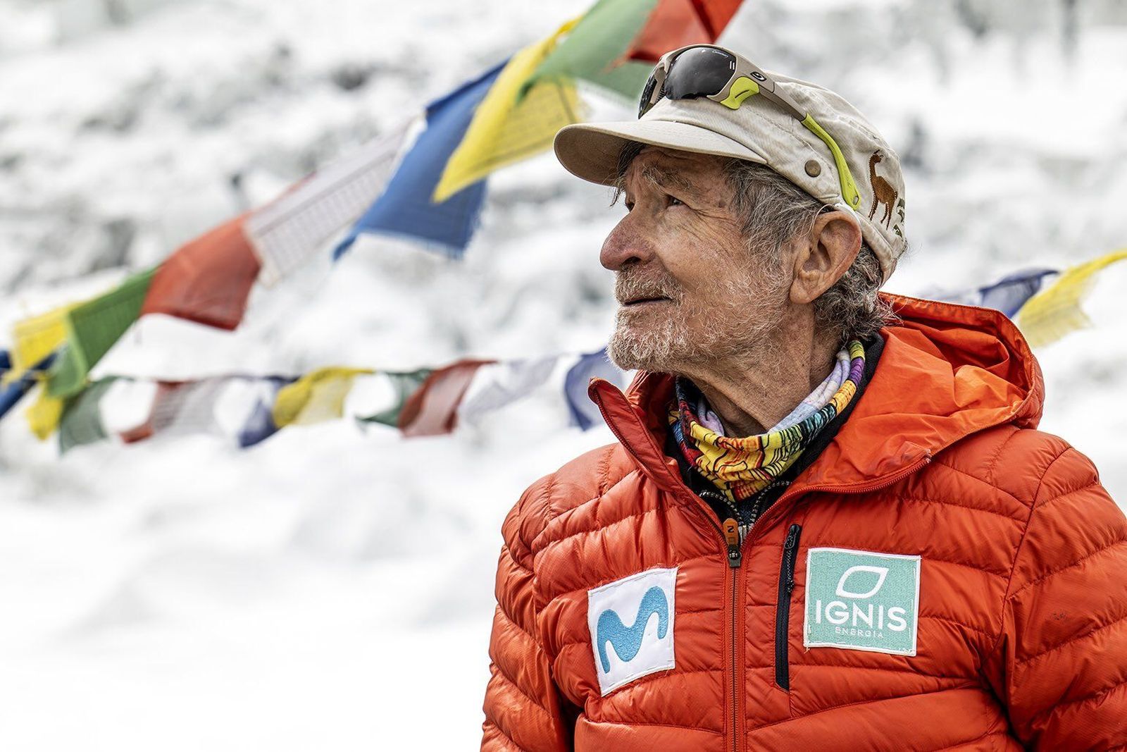 La ascensión al Dhaulagiri de Carlos Soria se complica por el mal tiempo y el covid
