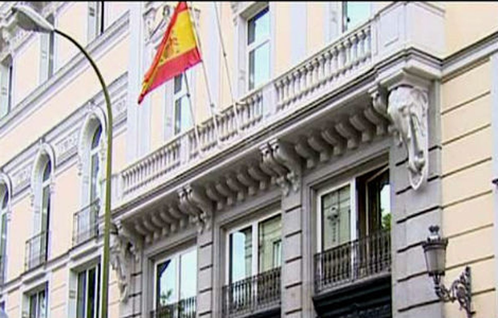 El Parlamento completa la renovación del `Poder Judicial con la elección de 12 magistrados