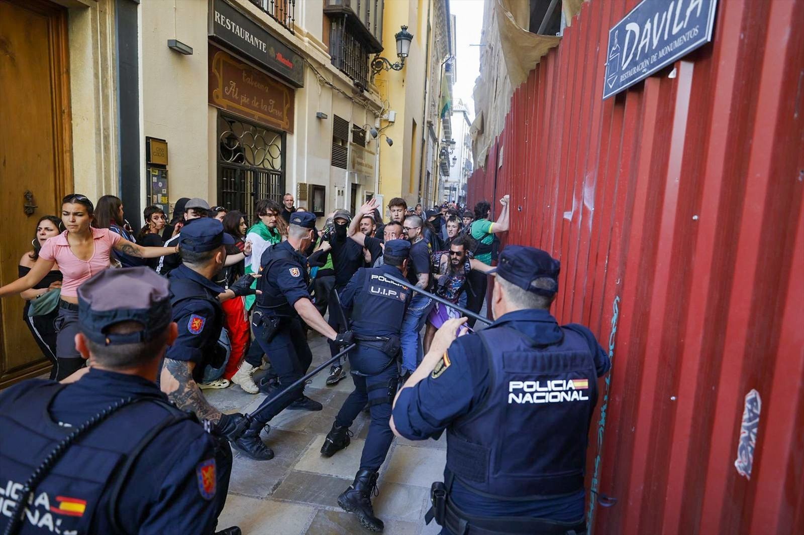 Abascal denuncia el intento de boicotear un mitin de Vox con gritos antifascistas en Granada