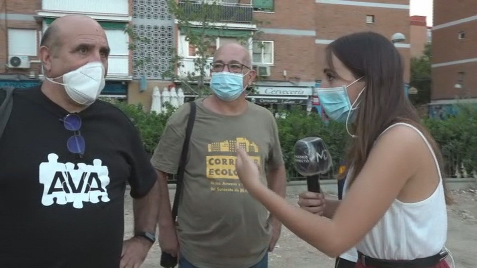 Acumulación de basura en los parques de Aluche