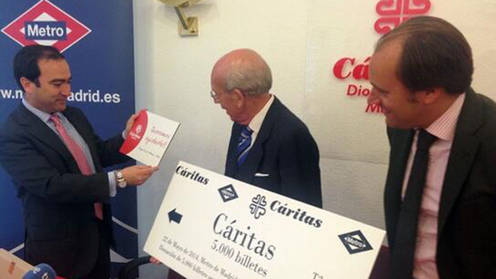 metro_donacion_billetes_12