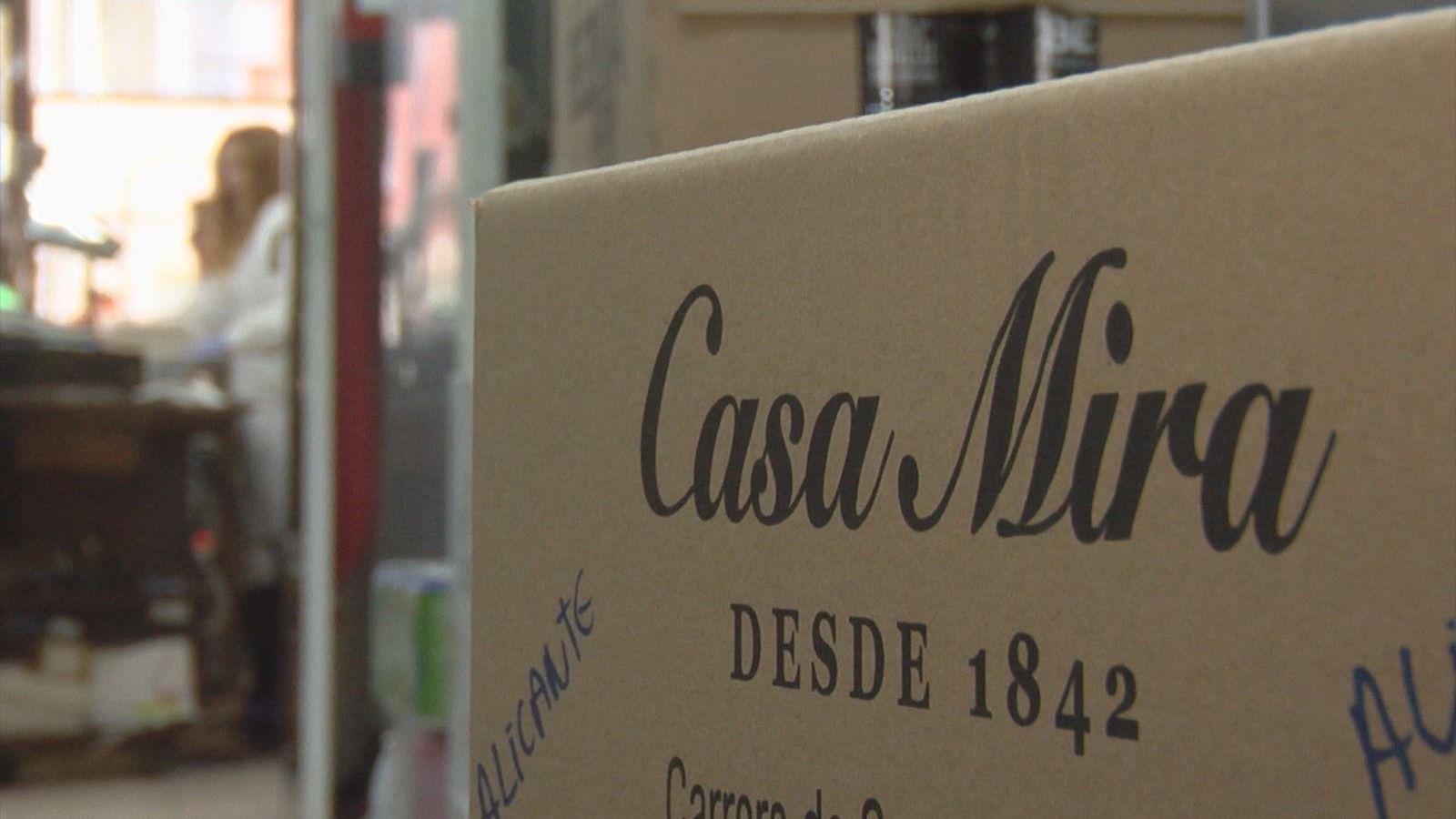 Madrid se rinde al turrón: la tradición artesanal de Casa Mira endulza la Navidad