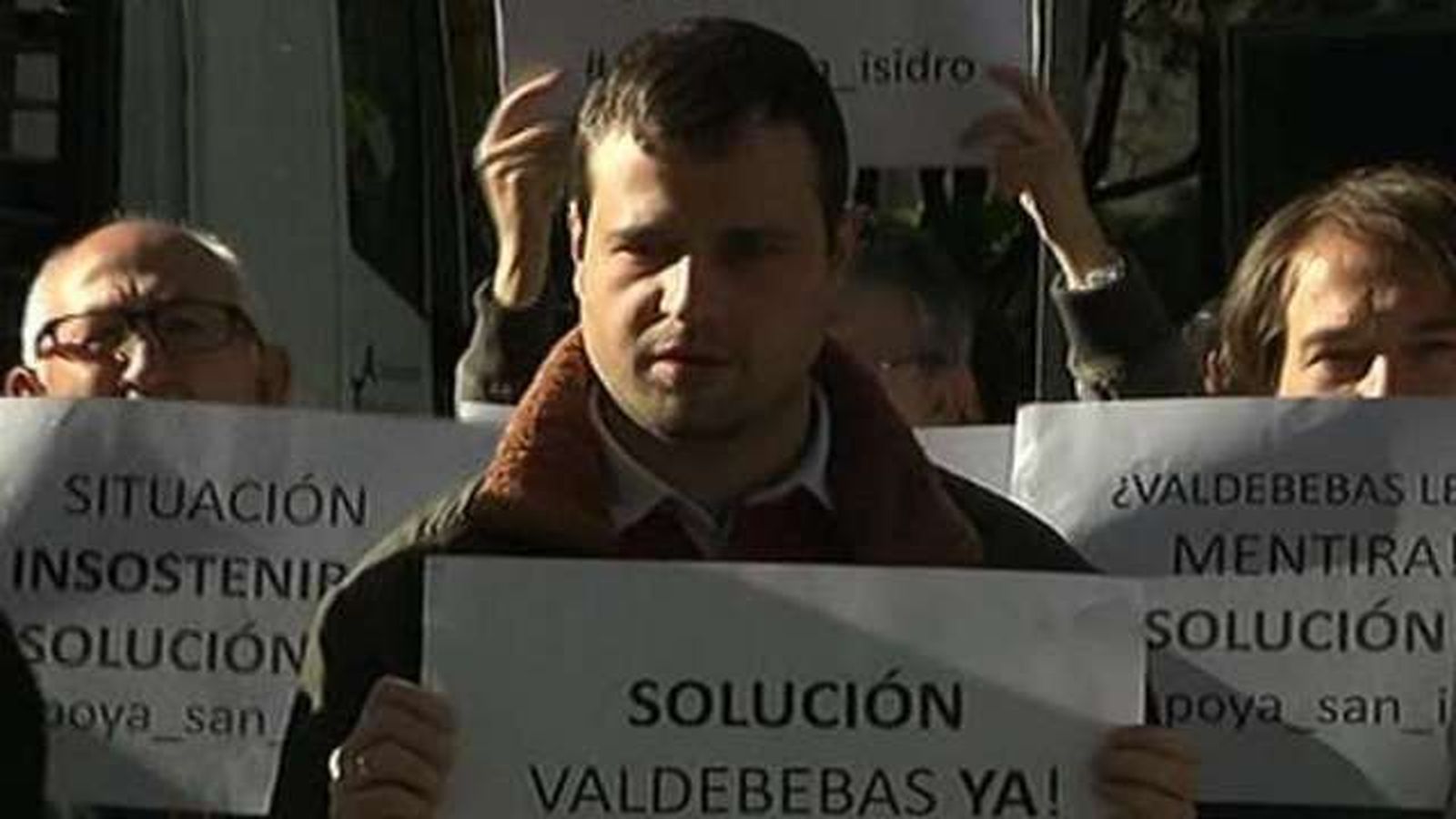 35 familias de Valdebebas denuncian que lleva dos años sin poder acceder a sus viviendas