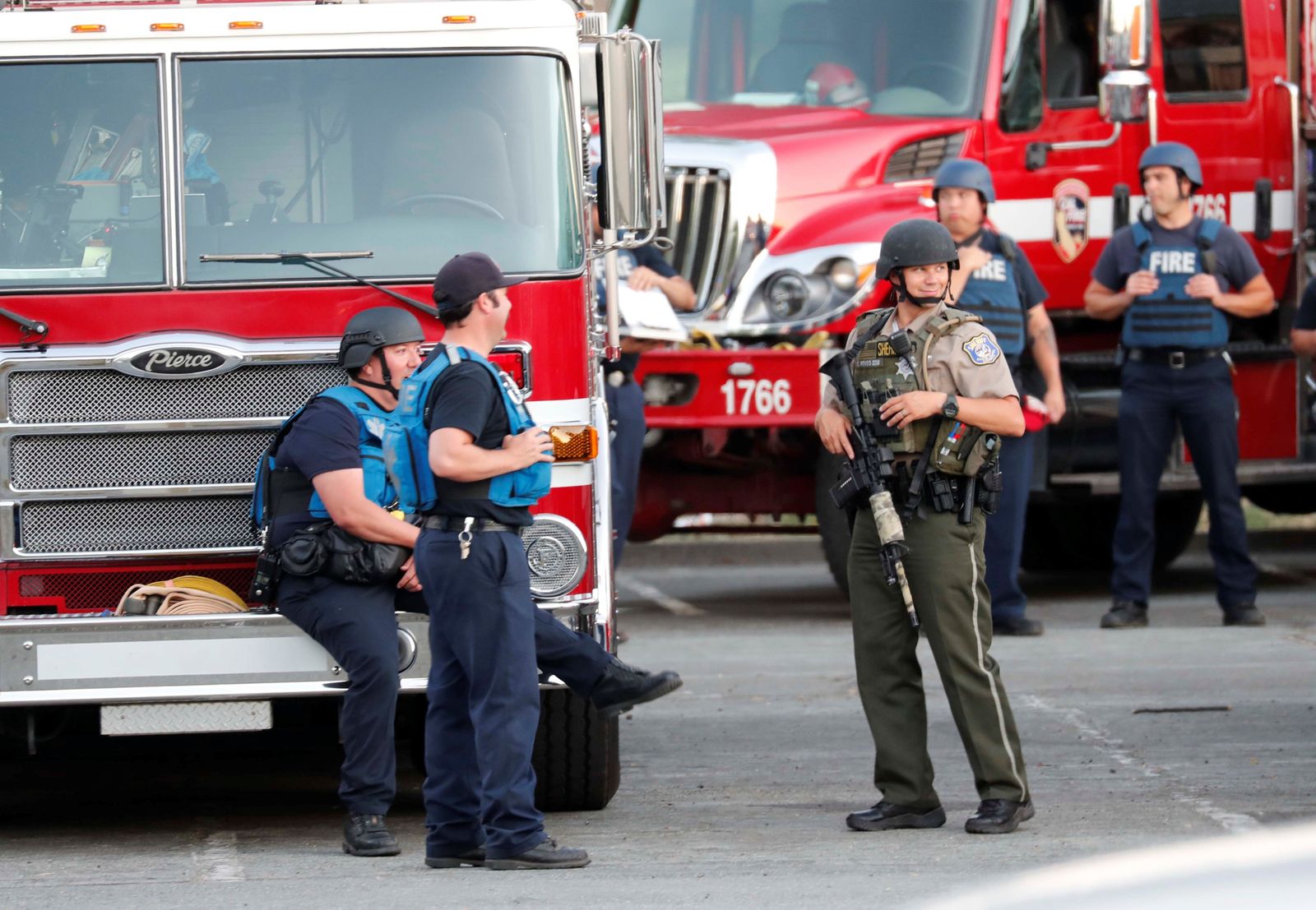 Cuatro muertos y 15 heridos en un tiroteo en California
