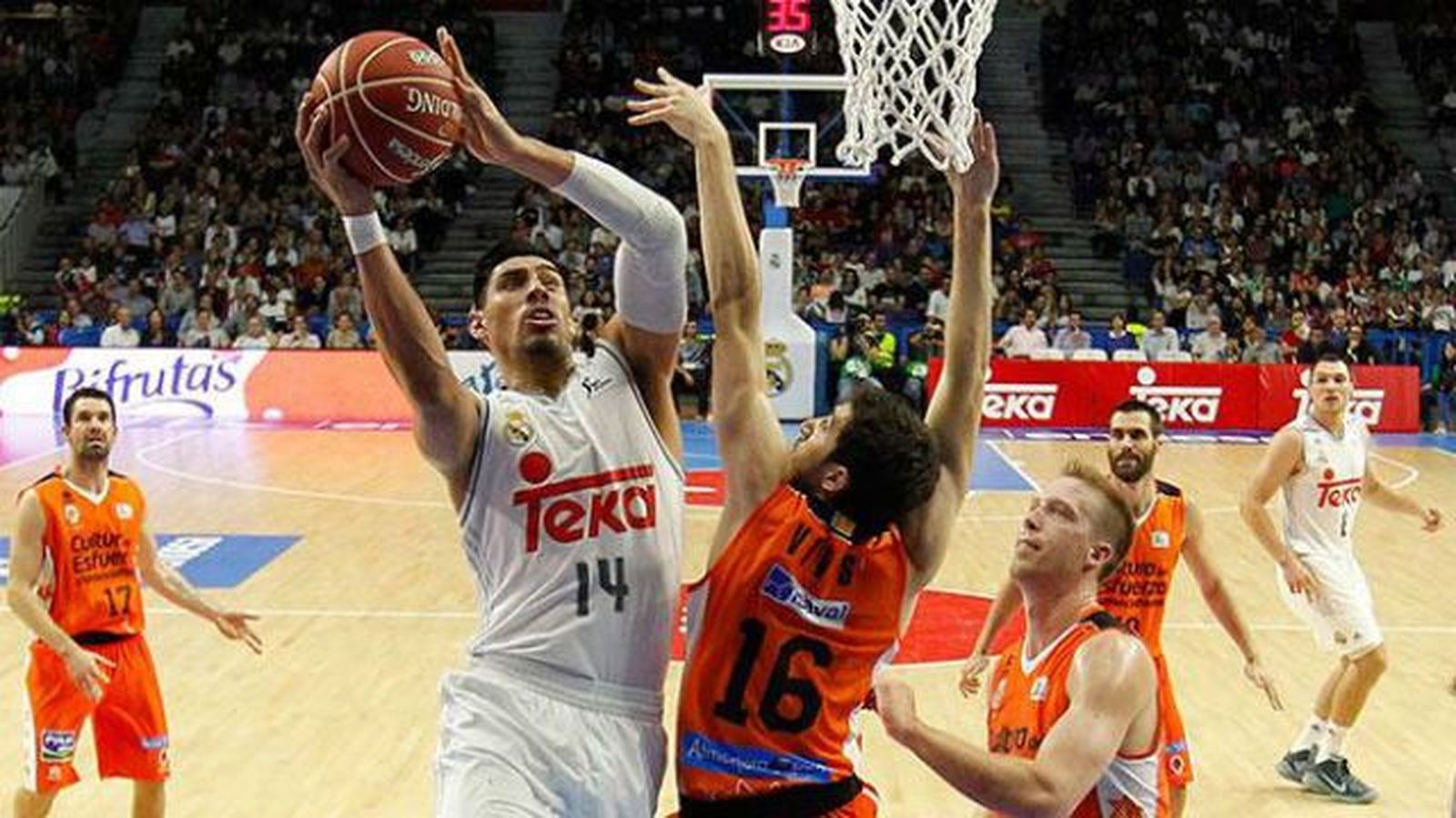 82-88. El Real Madrid cae frente a un Valencia más en forma