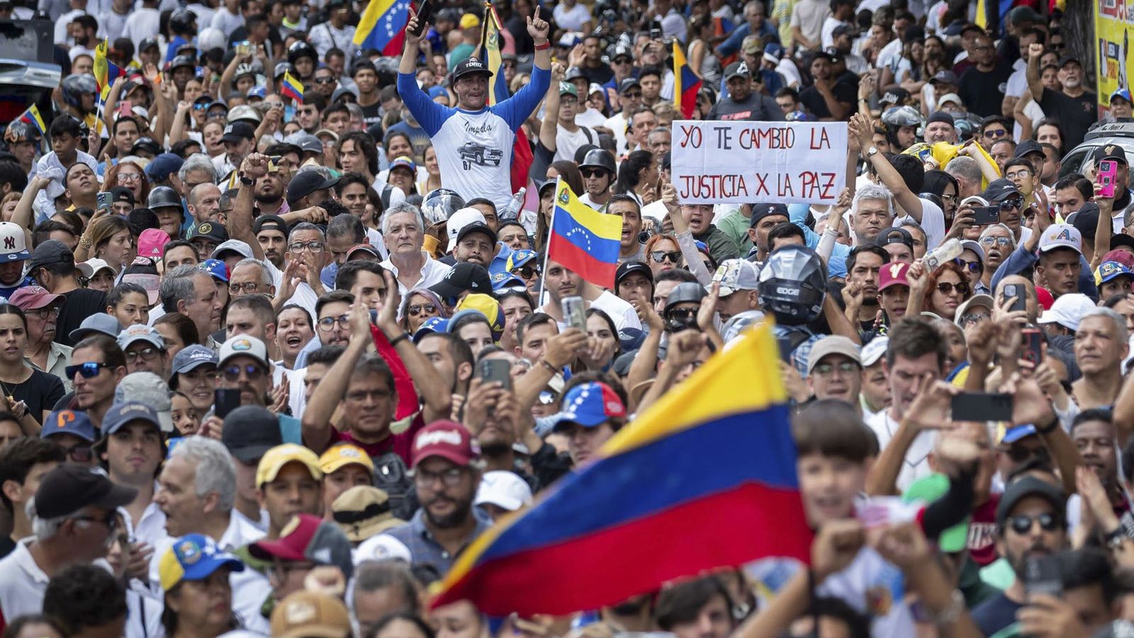 Al menos 11 fallecidos y 700 detenidos en Venezuela tras las protestas masivas por el resultado electoral