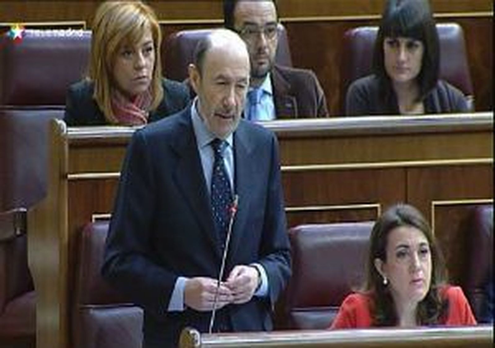 Rubalcaba trata de desmarcarse de su papel como vicepresidente de Zapatero