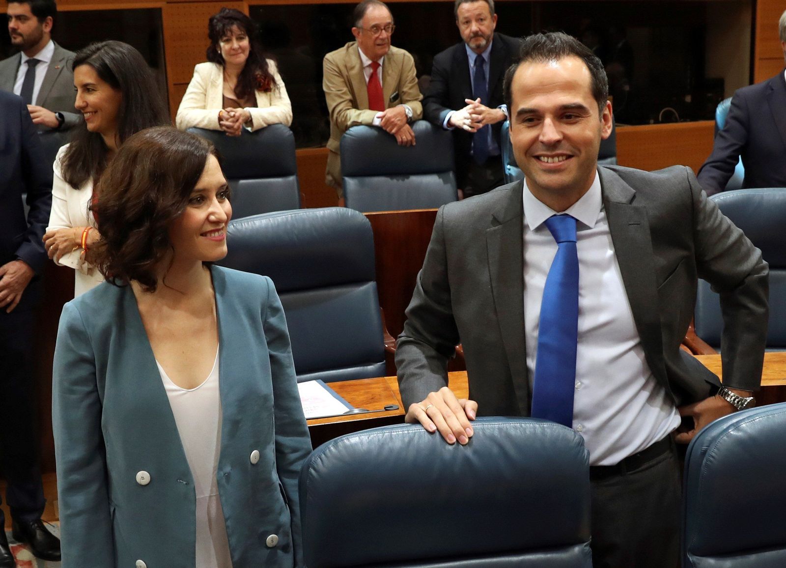 Vox le dice al PP y a Cs que su compromiso acaba tras la investidura de Ayuso