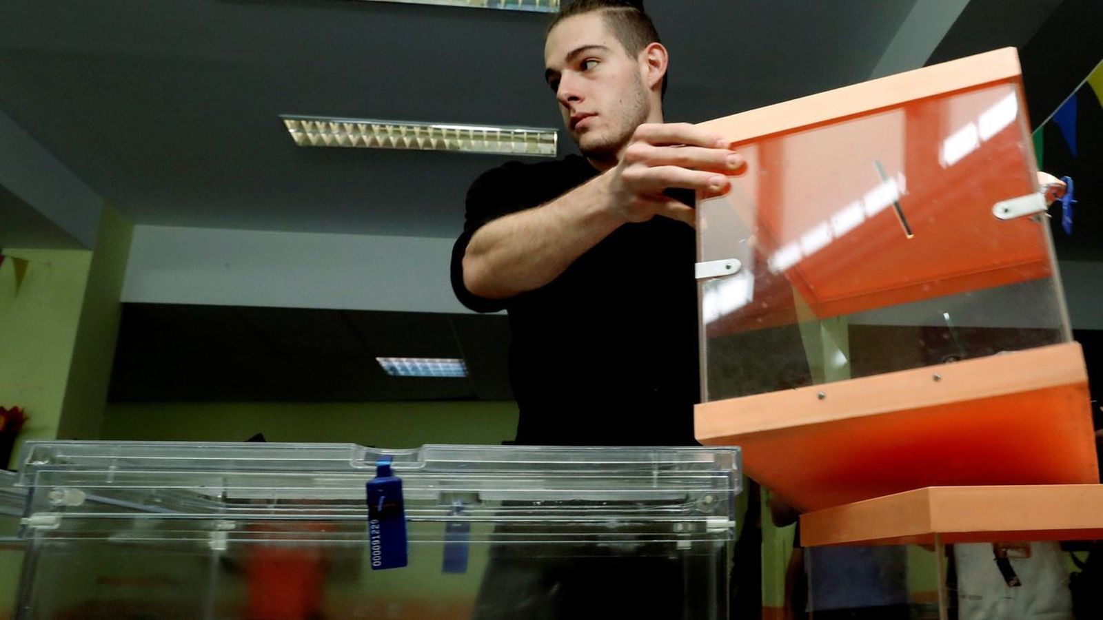 Los partidos madrileños reelaboran sus estrategias para las elecciones del 4M