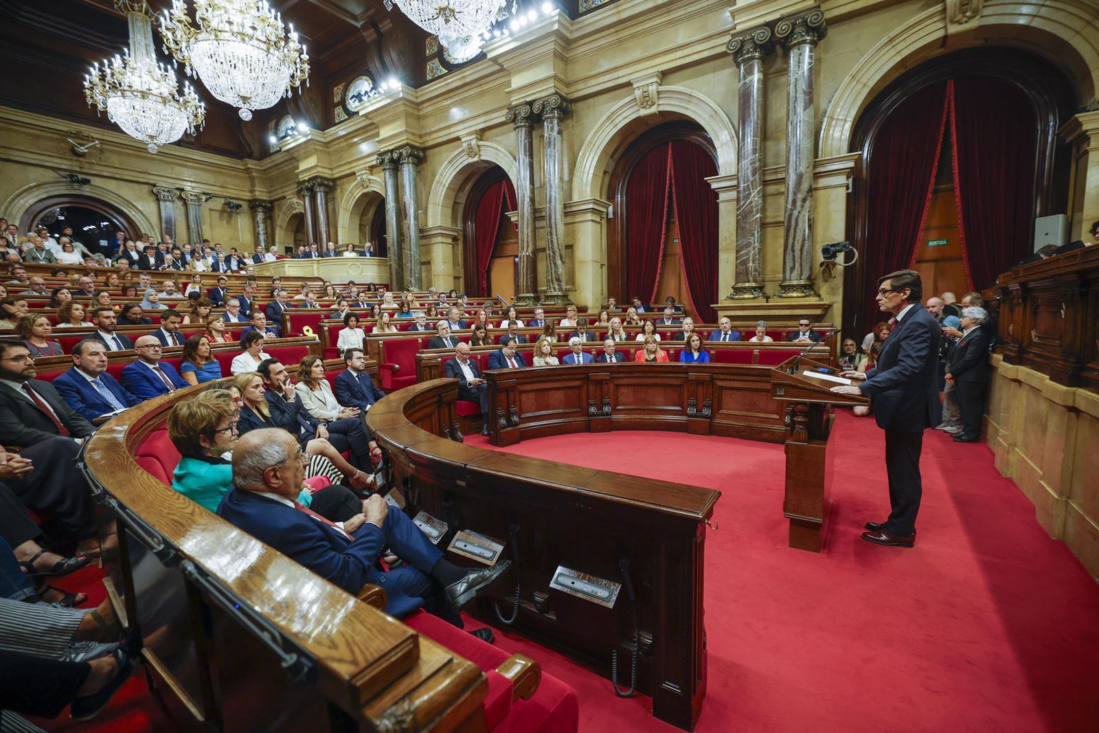 Sesión de investidura de Salvador Illa