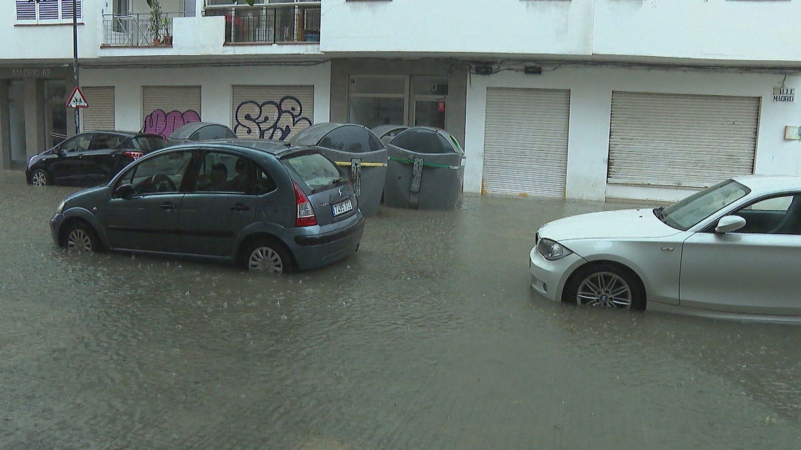 La DANA 'Adam' se cobra su primera víctima mortal en Barcelona y mantiene el aviso rojo por fuertes lluvias