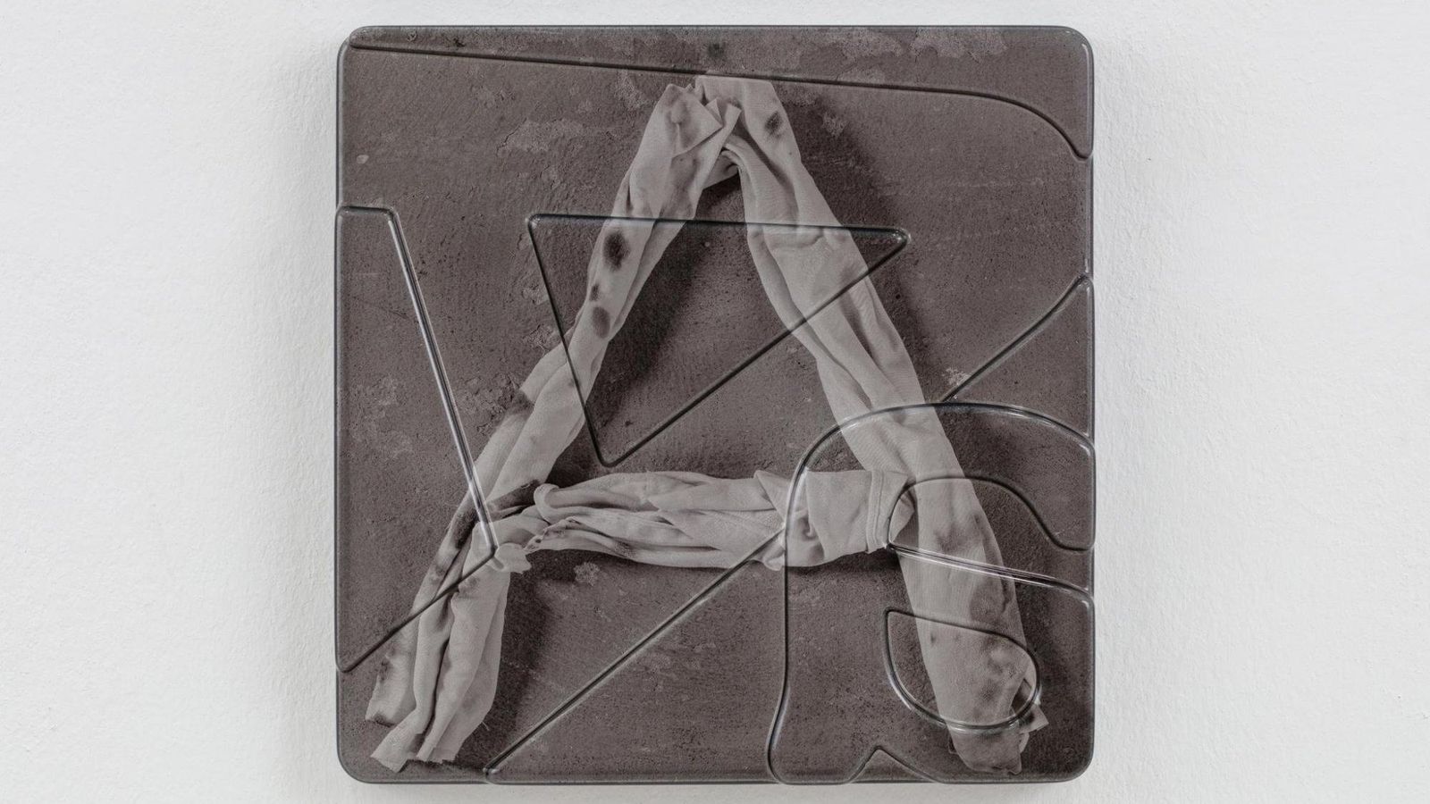 Thomas Locher, "Lumpenalphabet (A)", 2019.