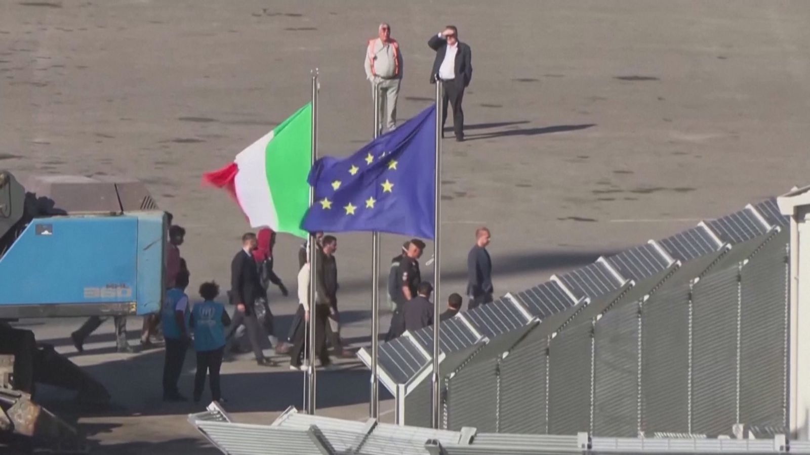 Varapalo judicial para los planes de Meloni de llevar los inmigrantes ilegales fuera del territorio de la UE