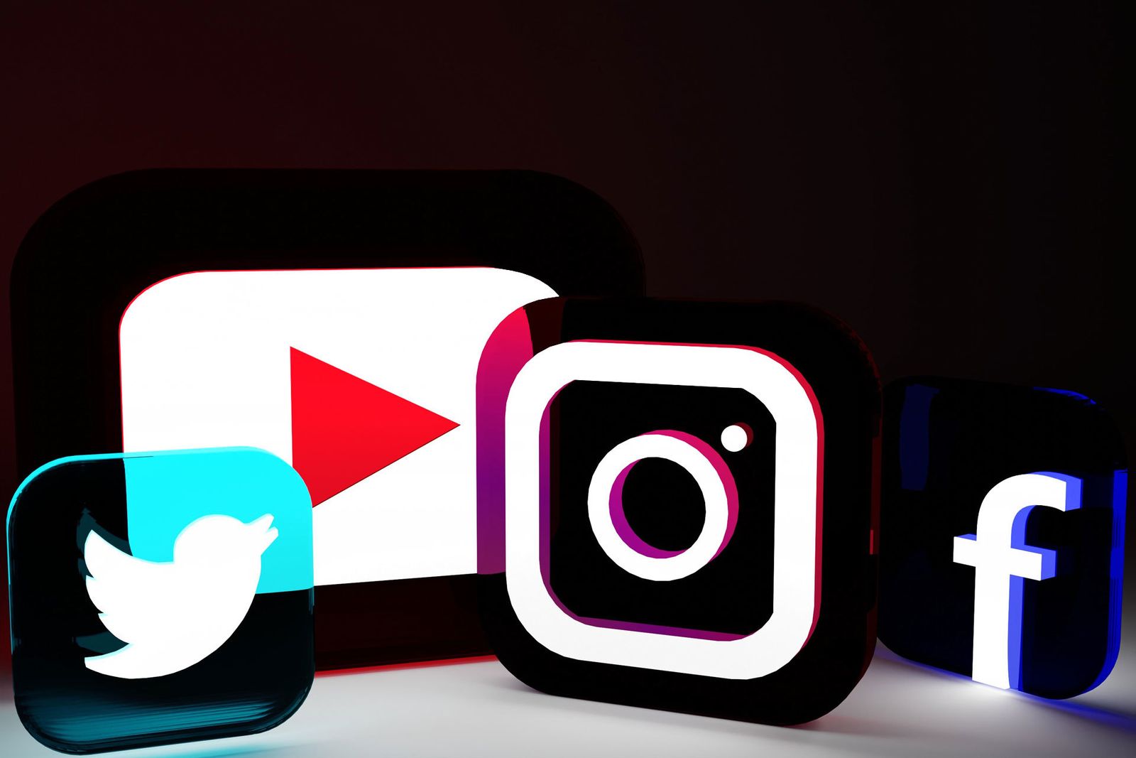 El 85% de los españoles utiliza diariamente las redes sociales