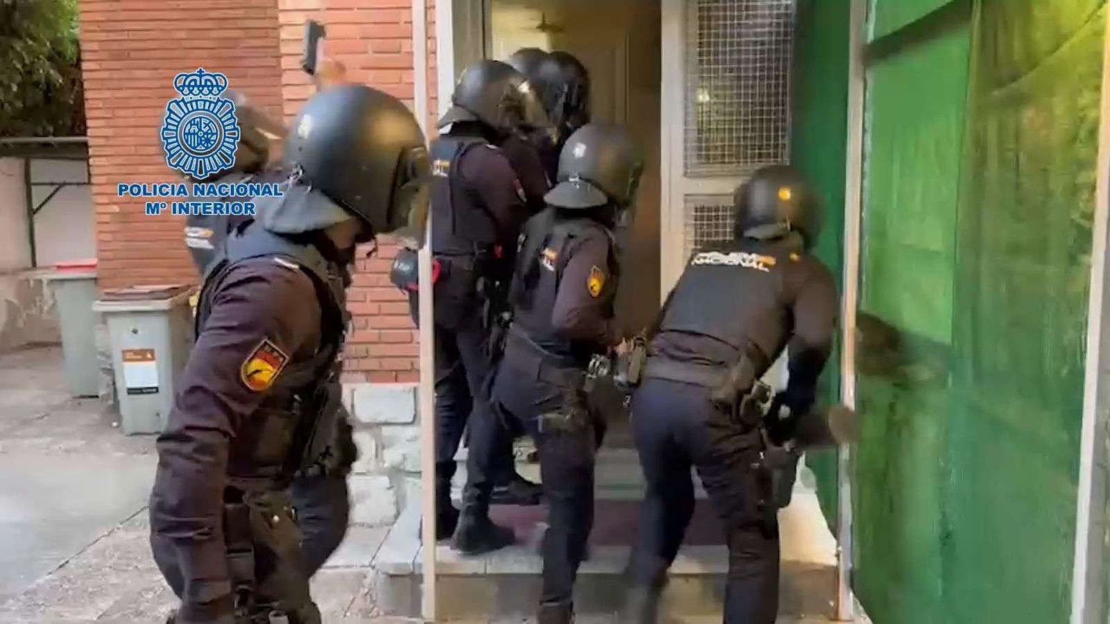 Liberadas cinco mujeres, explotadas sexualmente en un chalet de Madrid