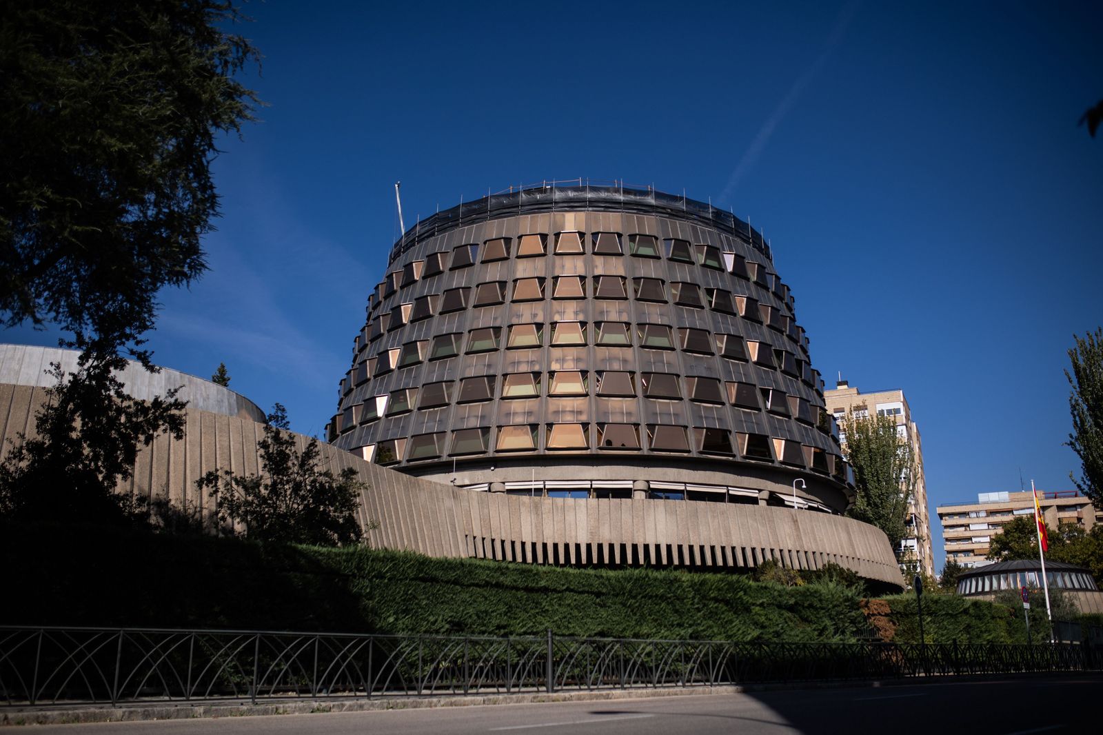 La Audiencia de Sevilla pide al Constitucional que "justifique" su providencia sobre los ERE
