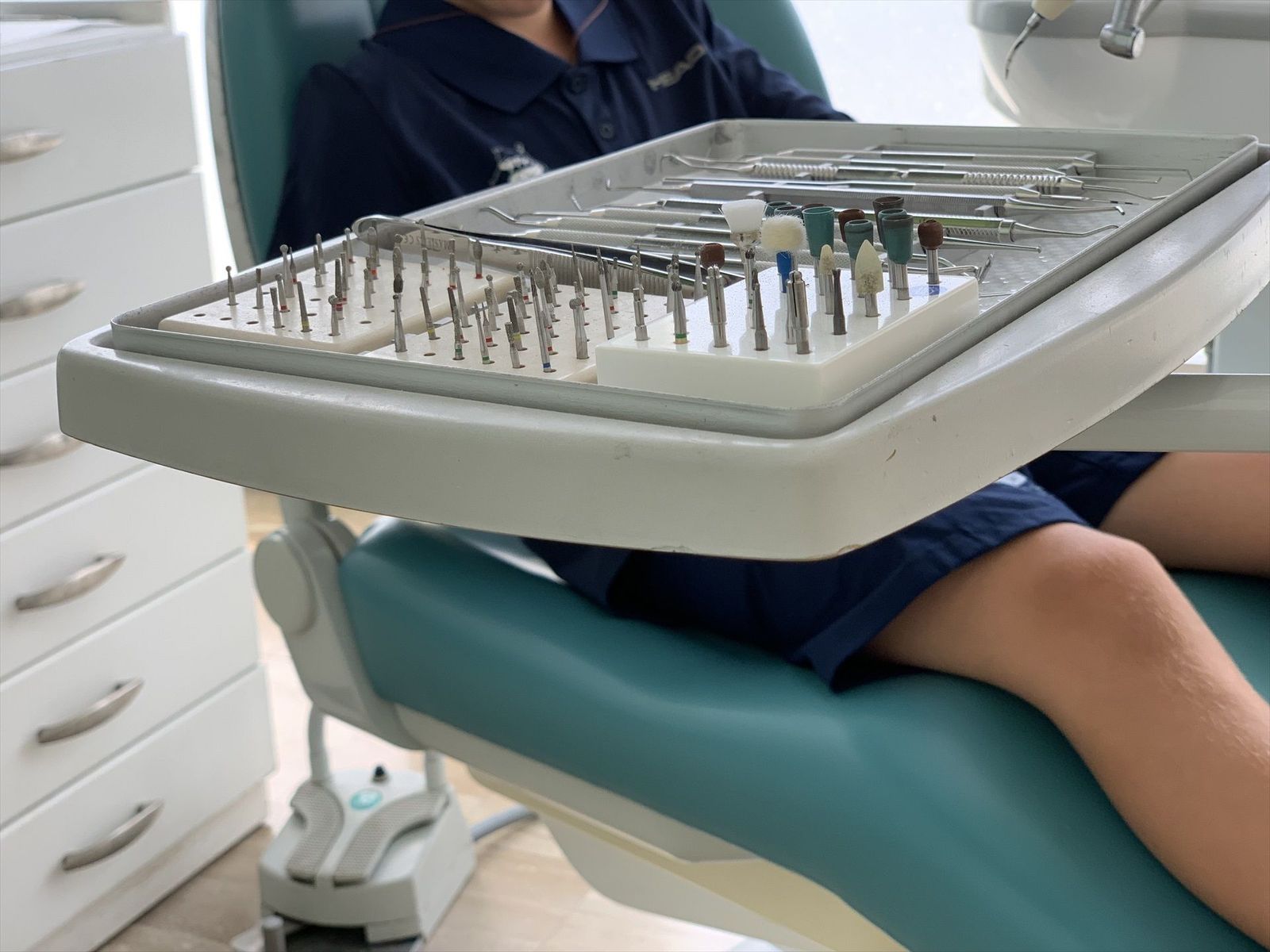 Tragedia en Valencia: muere una niña tras un tratamiento dental y otra menor está grave