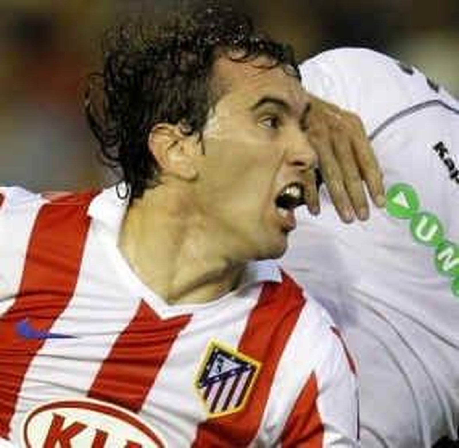 Godín: "Ningún compañero está en contra de Forlán"