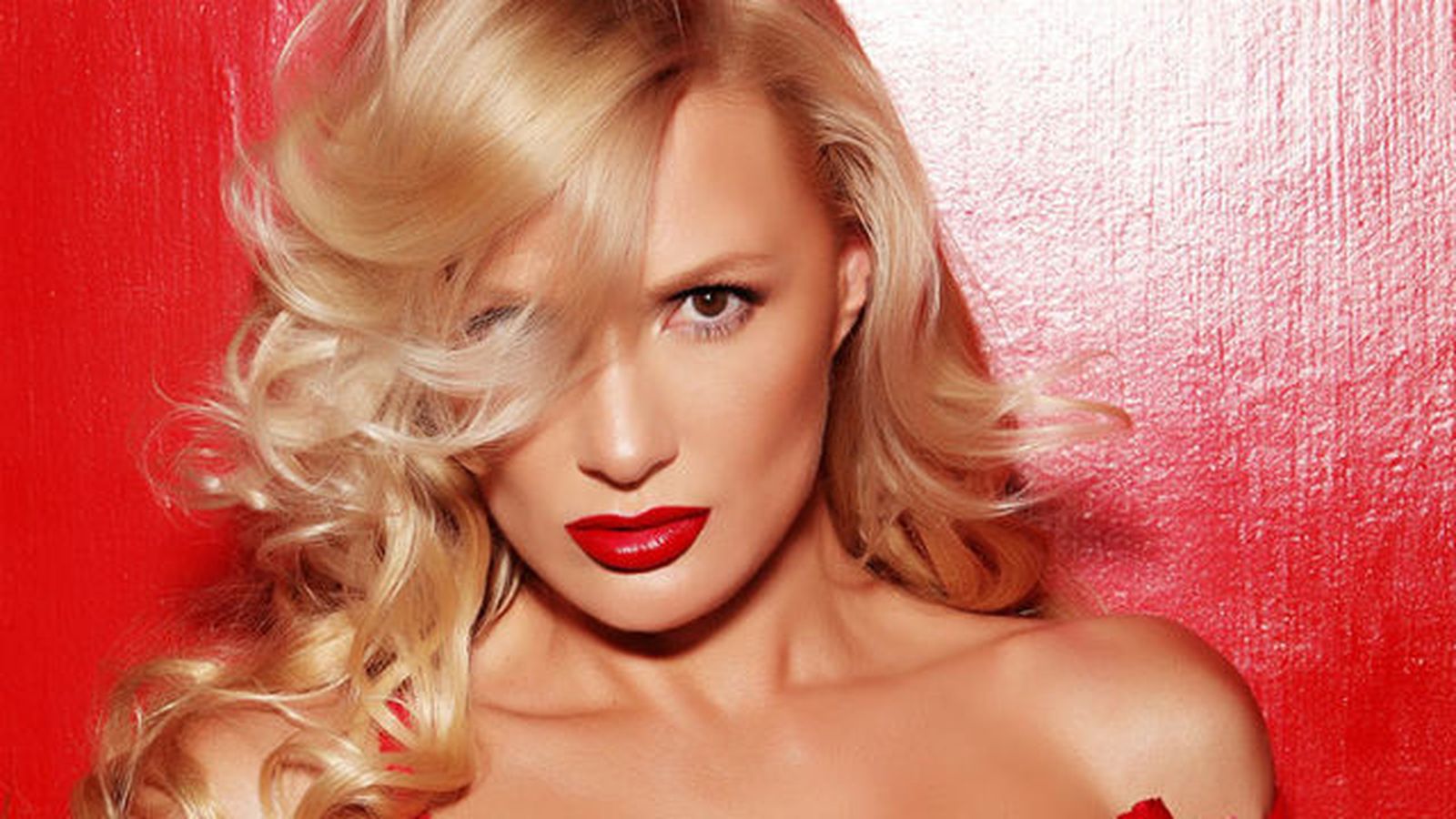 Whigfield, reina de los años 90: "'Saturday night' fue difícil de superar"