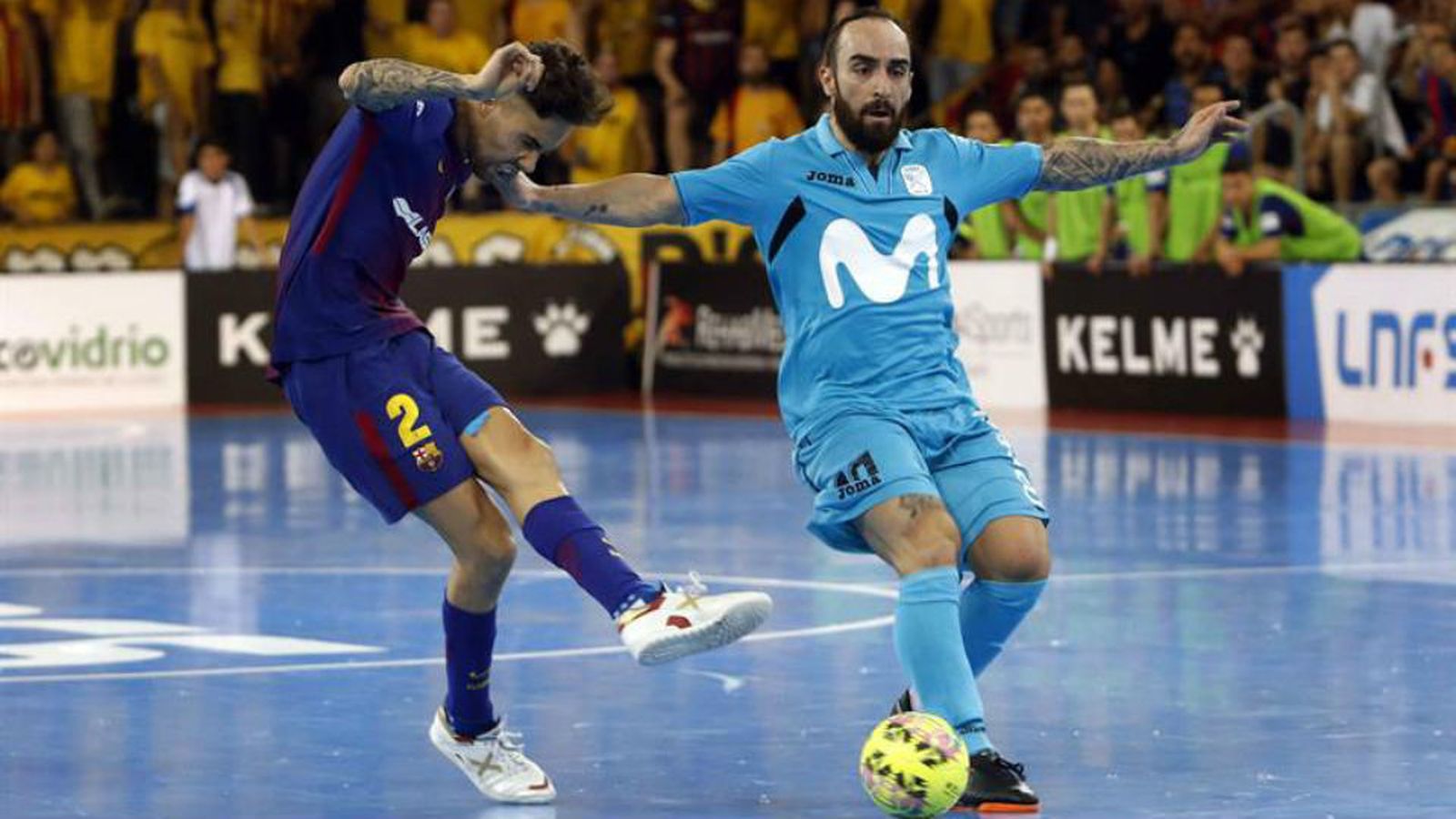 Ricardinho ante el Barcelona