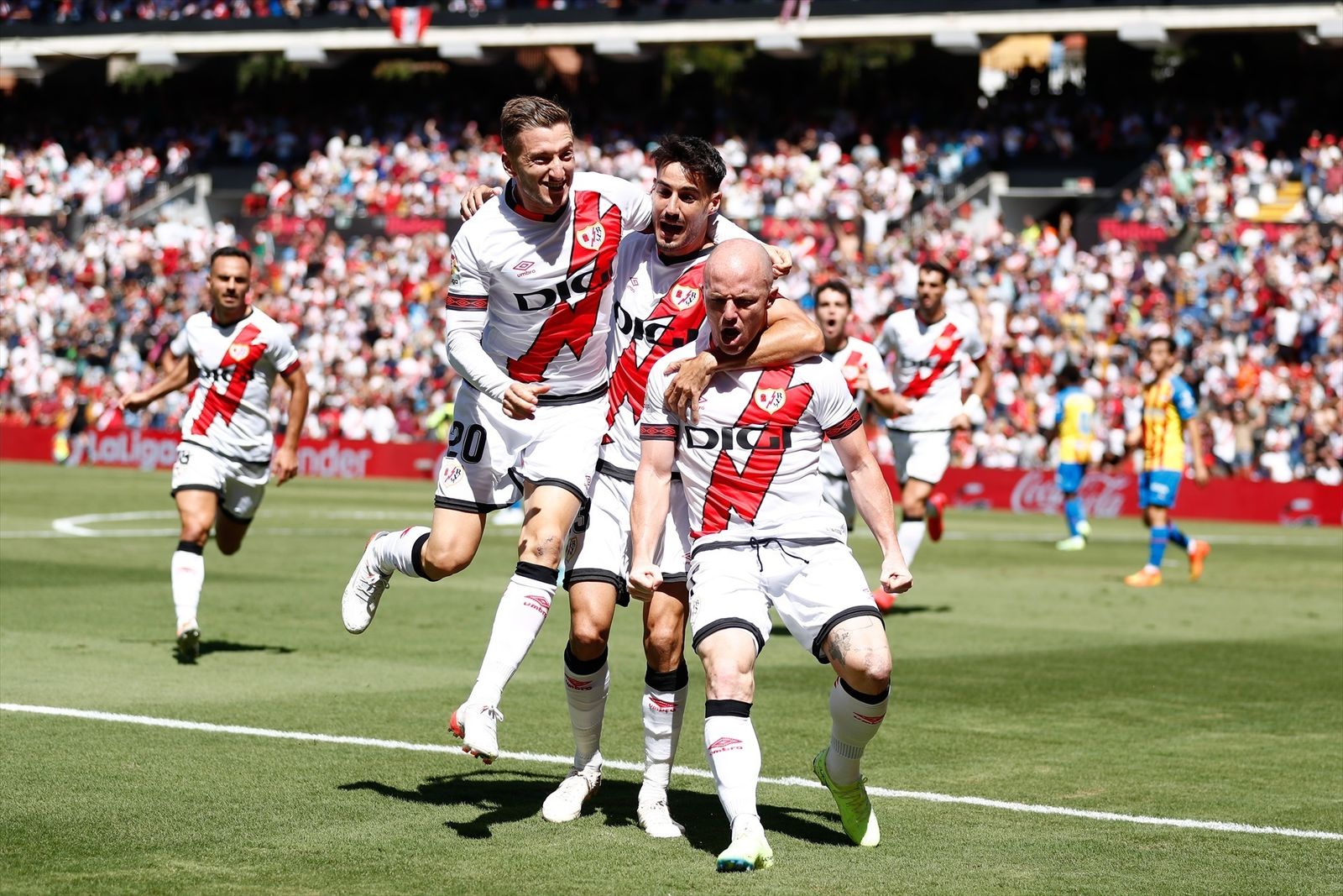 Isi Palazon celebra su gol frente al Valencia